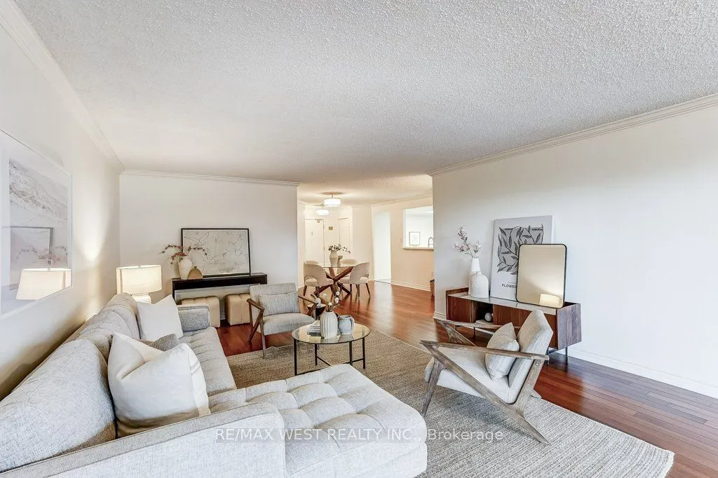1237 North Shore Boulevard E, #707