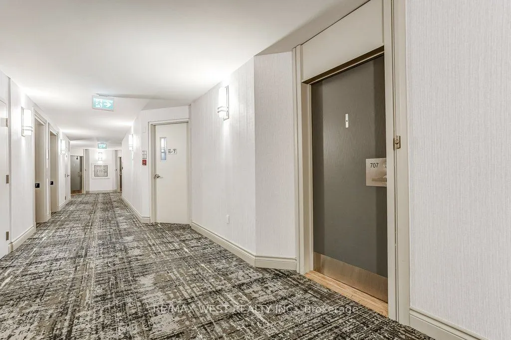 1237 North Shore Boulevard E, #707