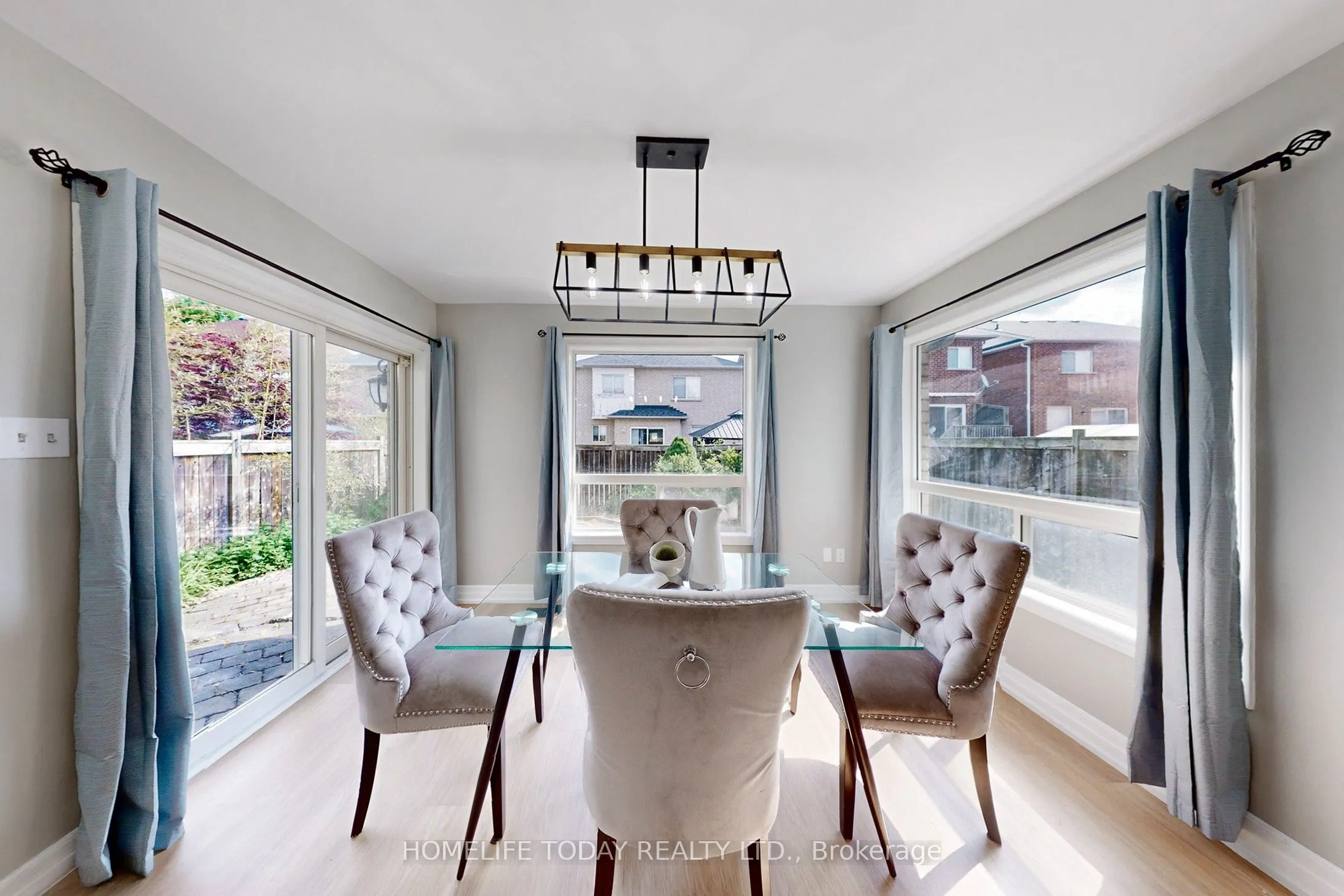 7 Colbeck Crescent