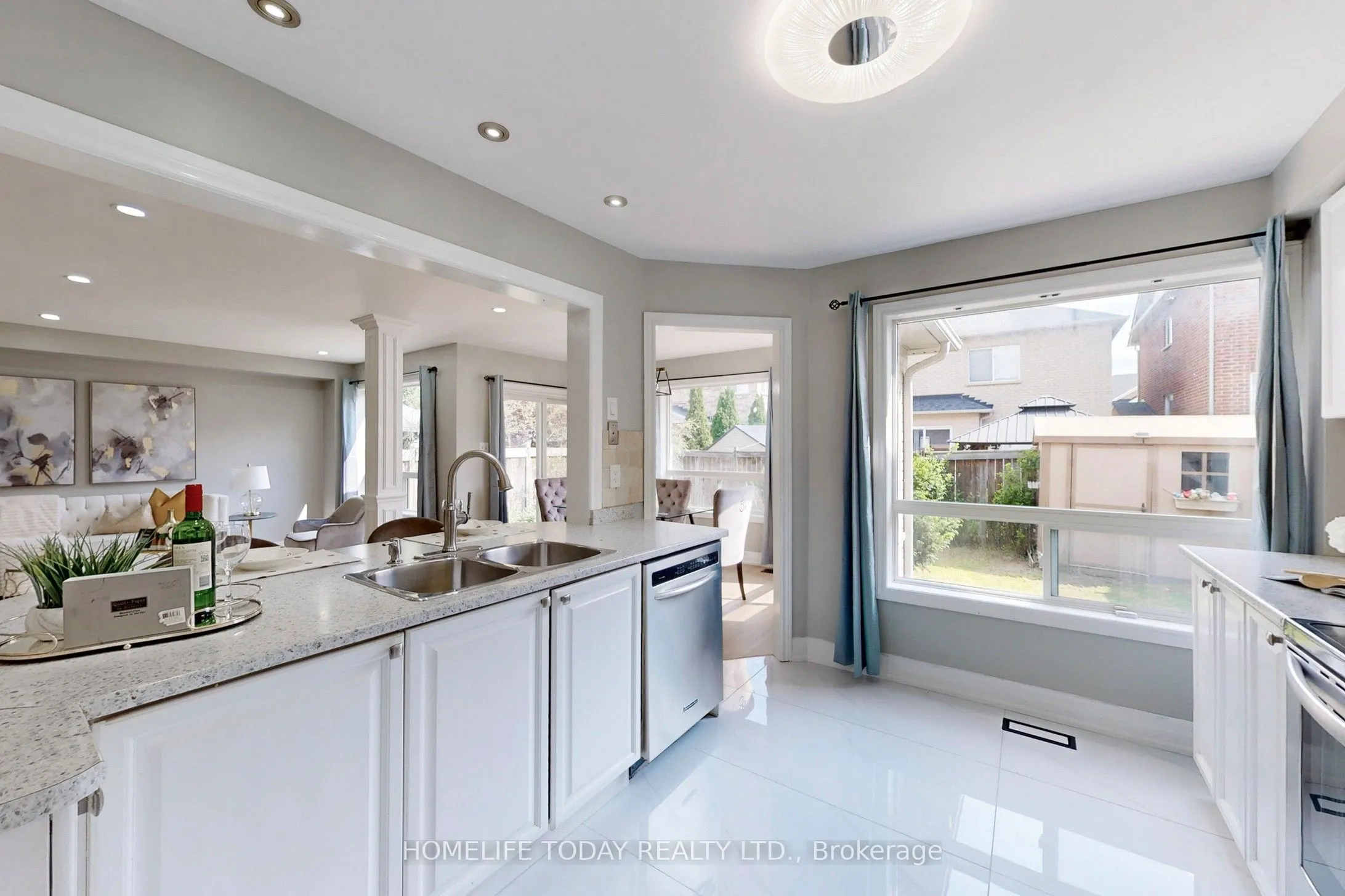 7 Colbeck Crescent