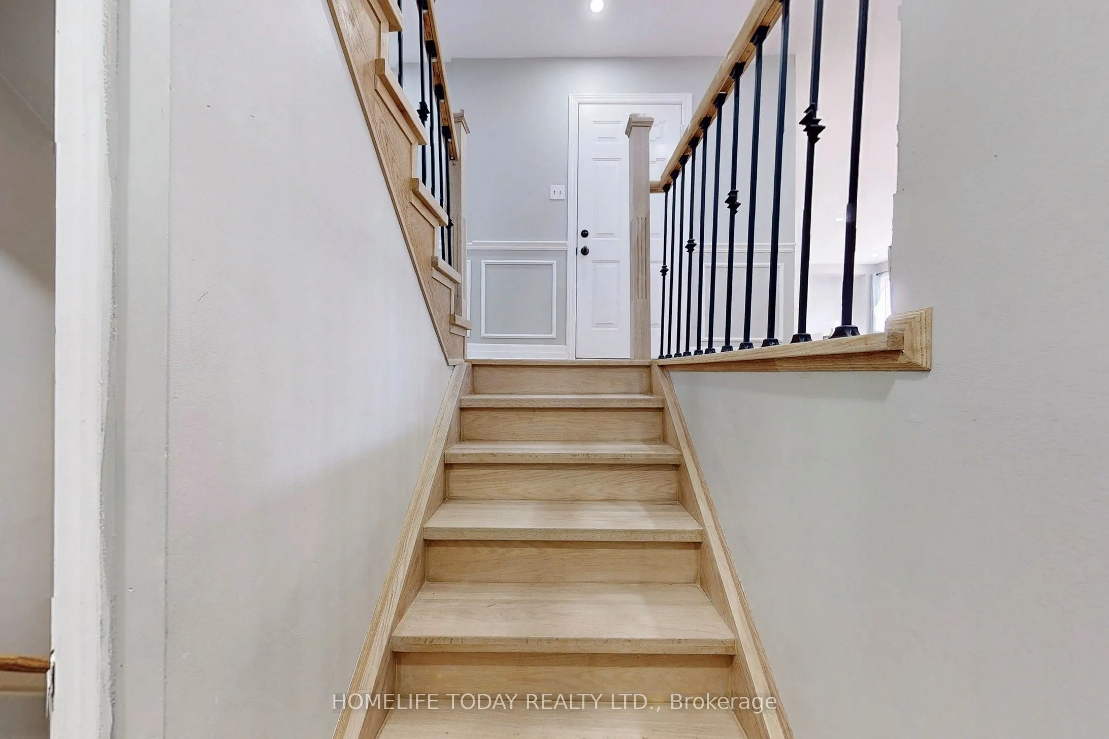 7 Colbeck Crescent