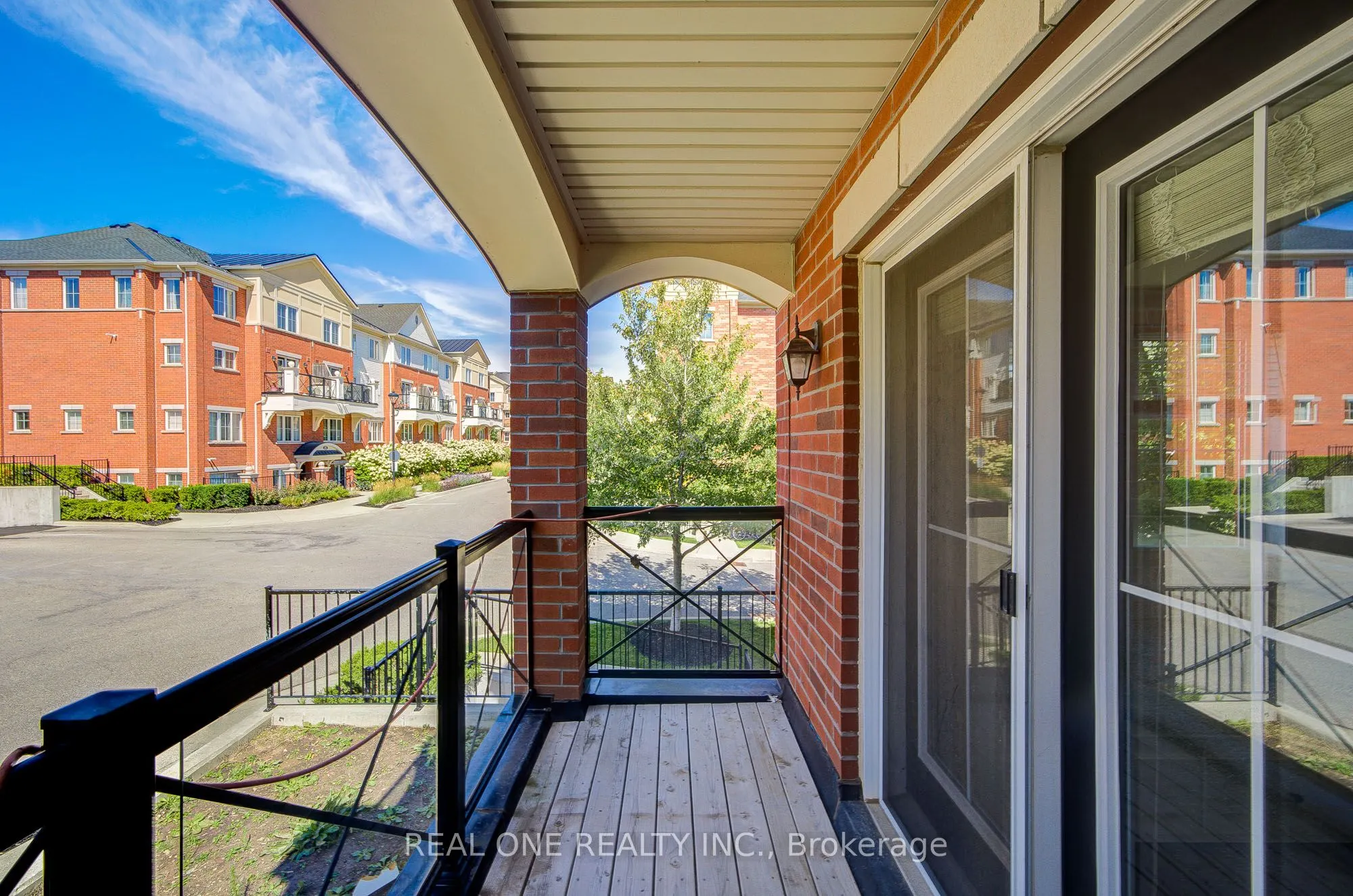 2480 Post Road, #29