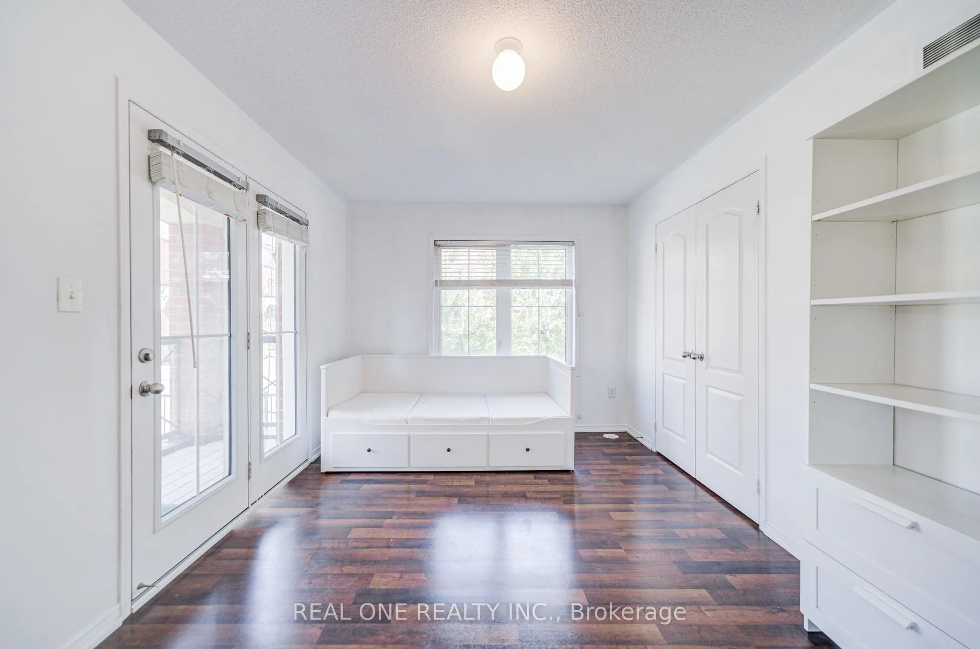 2480 Post Road, #29