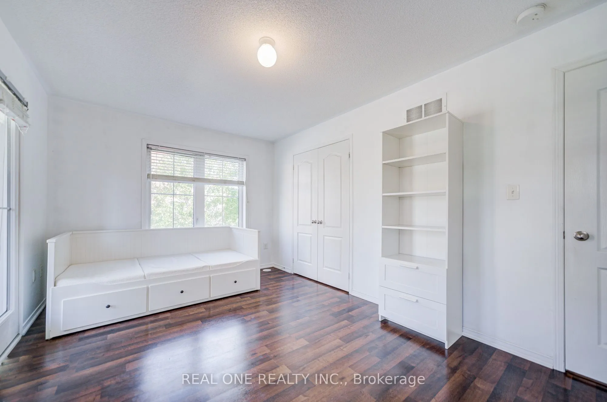 2480 Post Road, #29