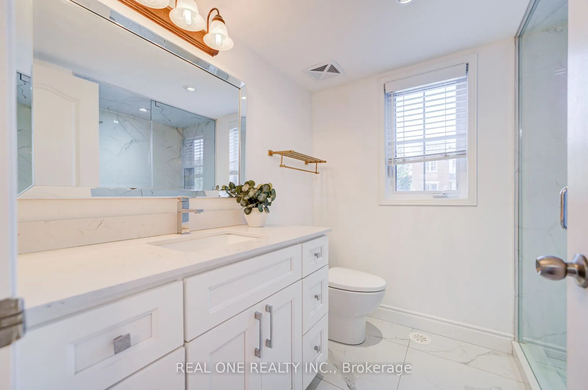 2480 Post Road, #29
