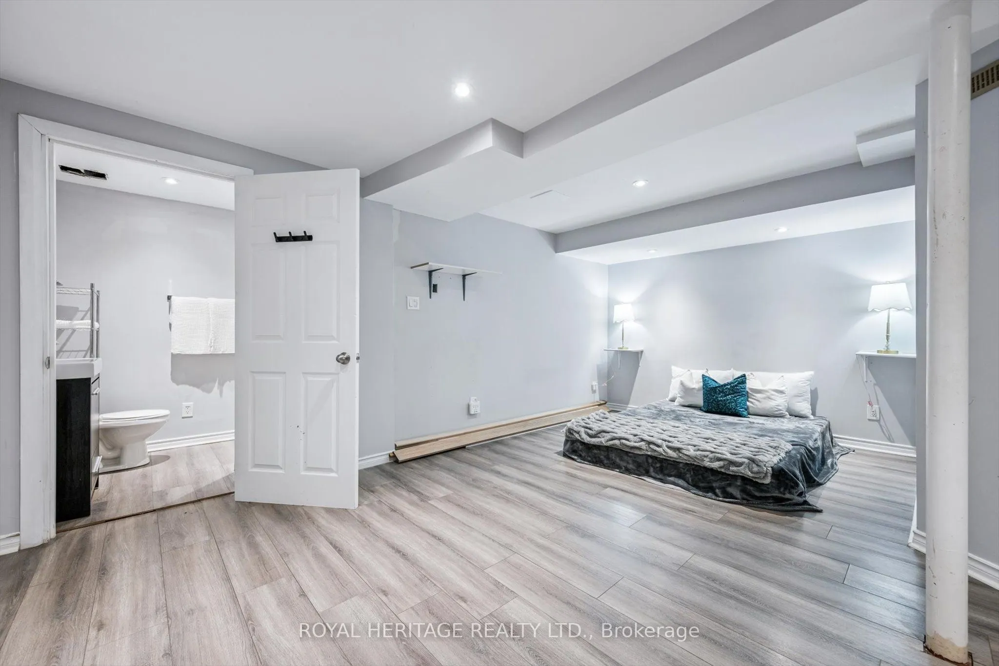 2381 Dalebrook Drive