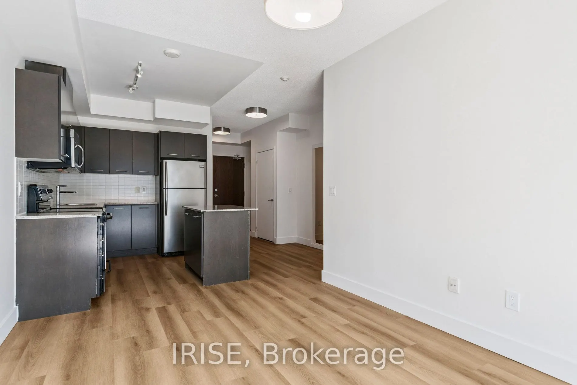 360 Square One Drive, #2103
