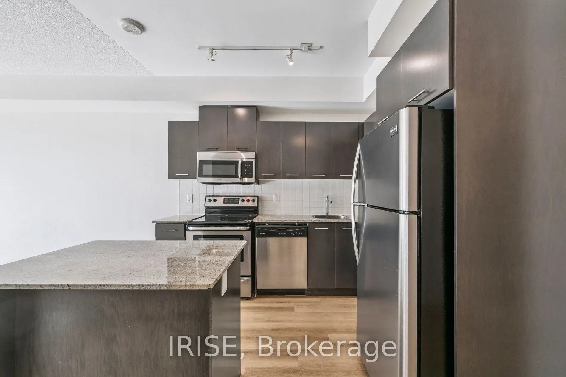 360 Square One Drive, #2103