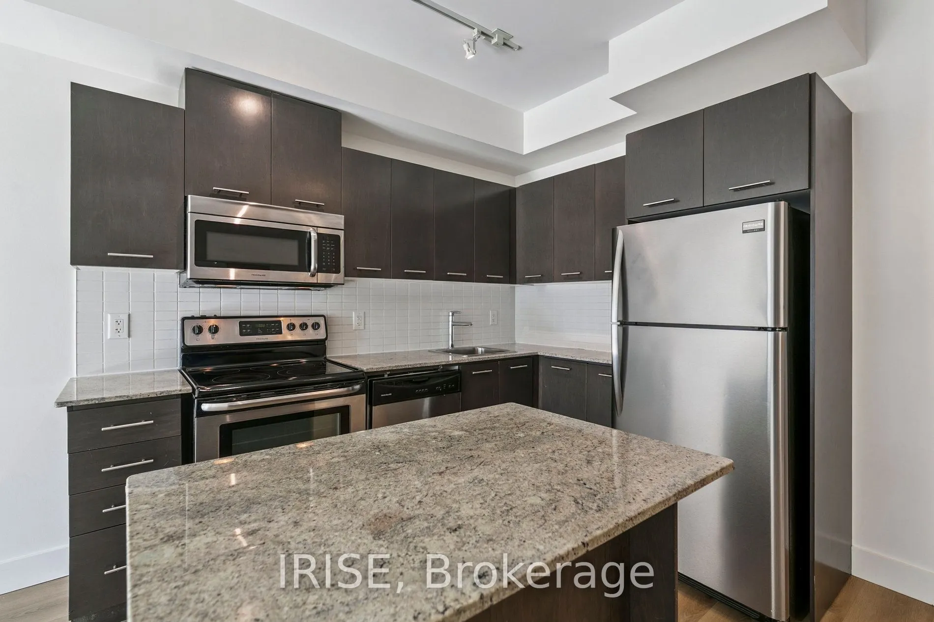 360 Square One Drive, #2103
