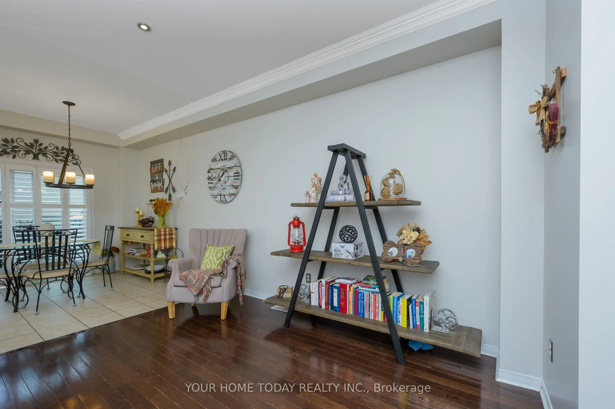 20 Chetholme Place