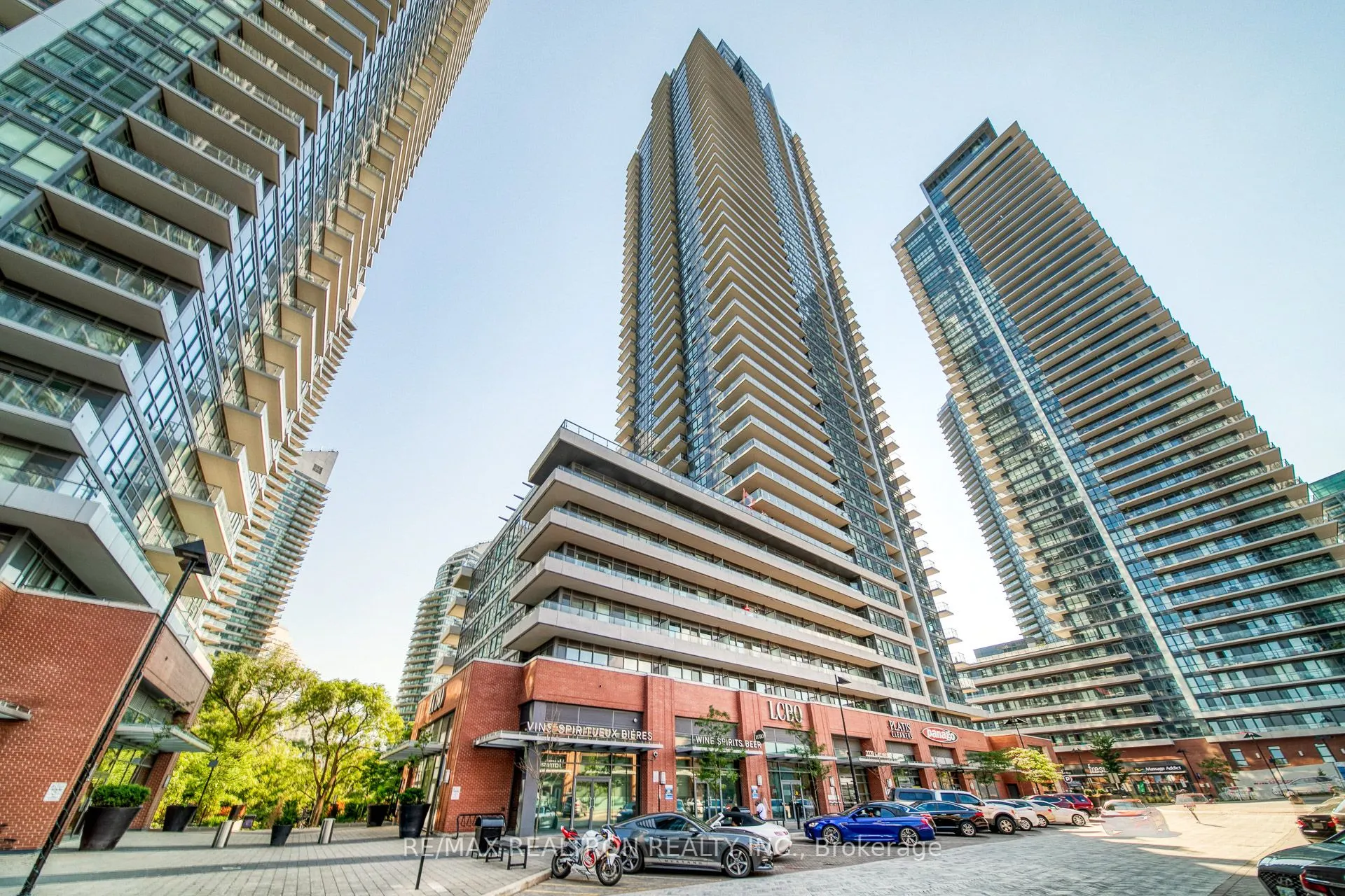 2220 Lakeshore Boulevard W, #1607
