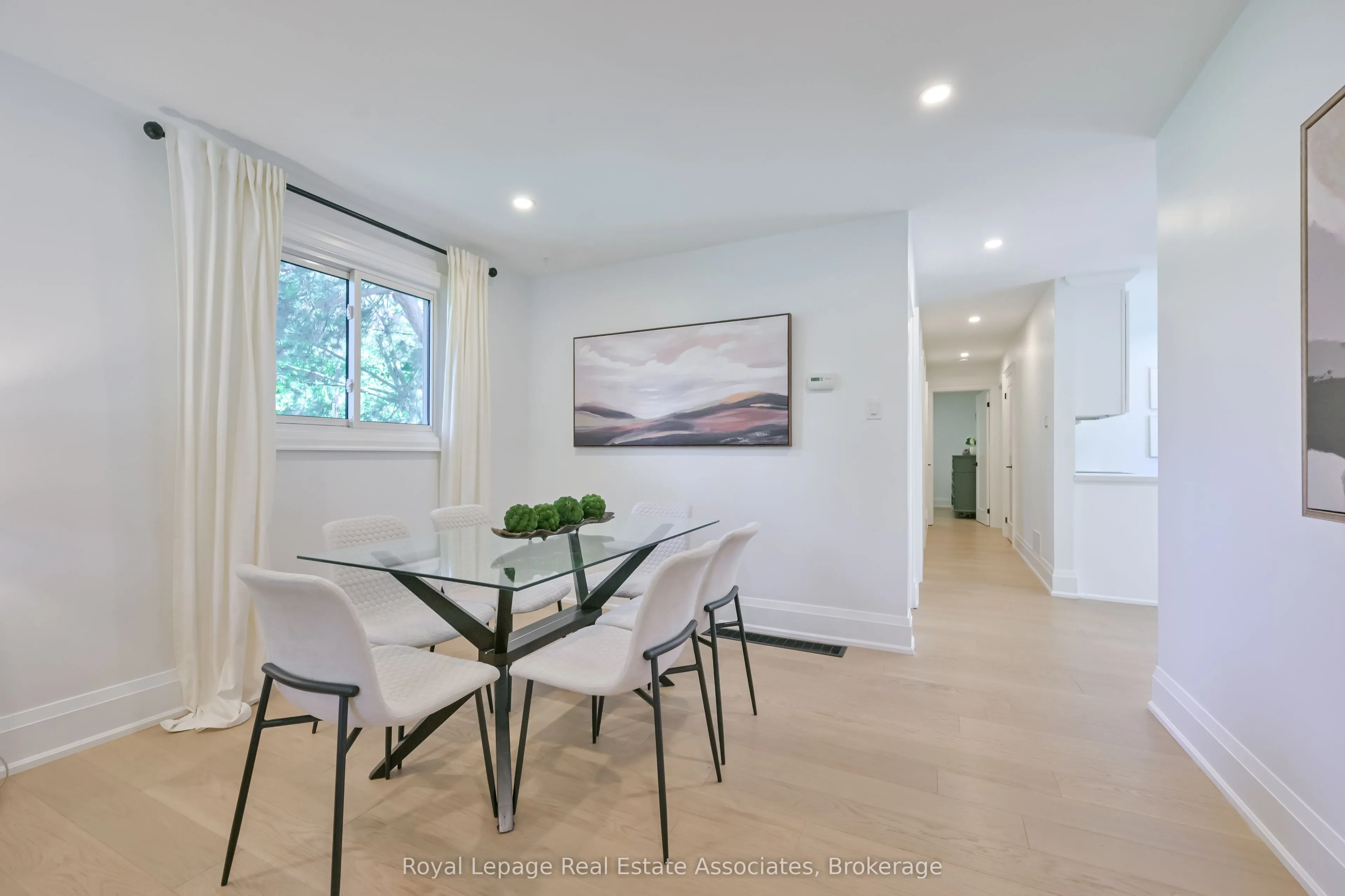 3116 Harris Crescent
