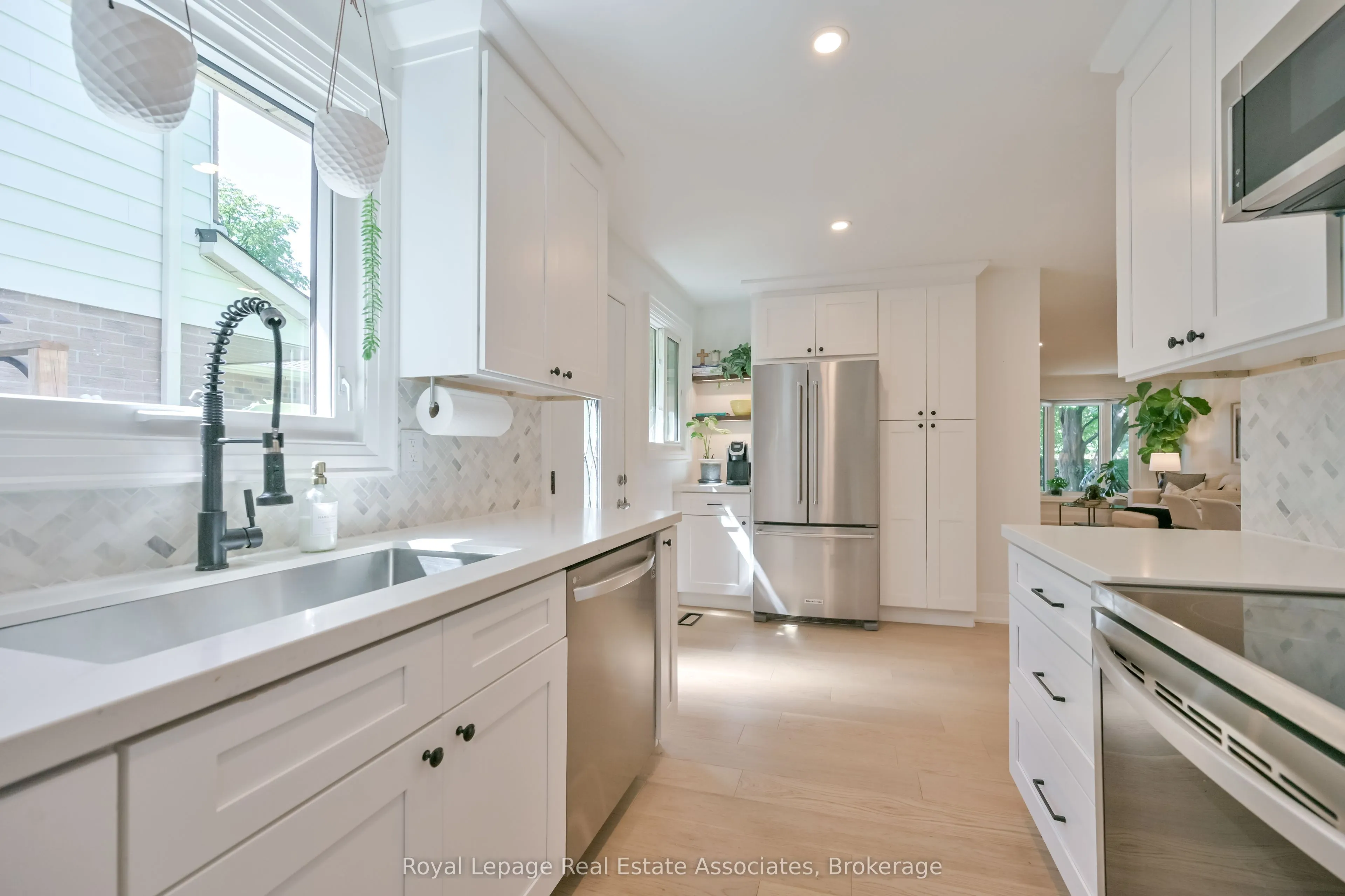 3116 Harris Crescent