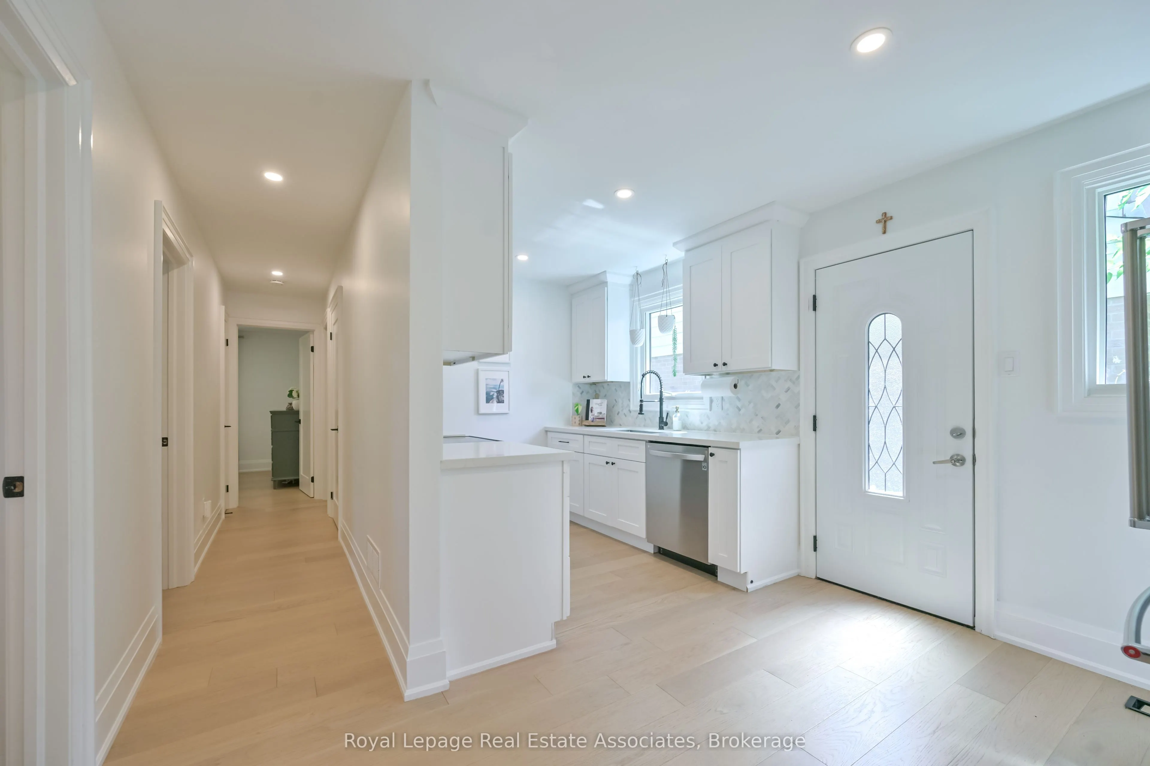 3116 Harris Crescent