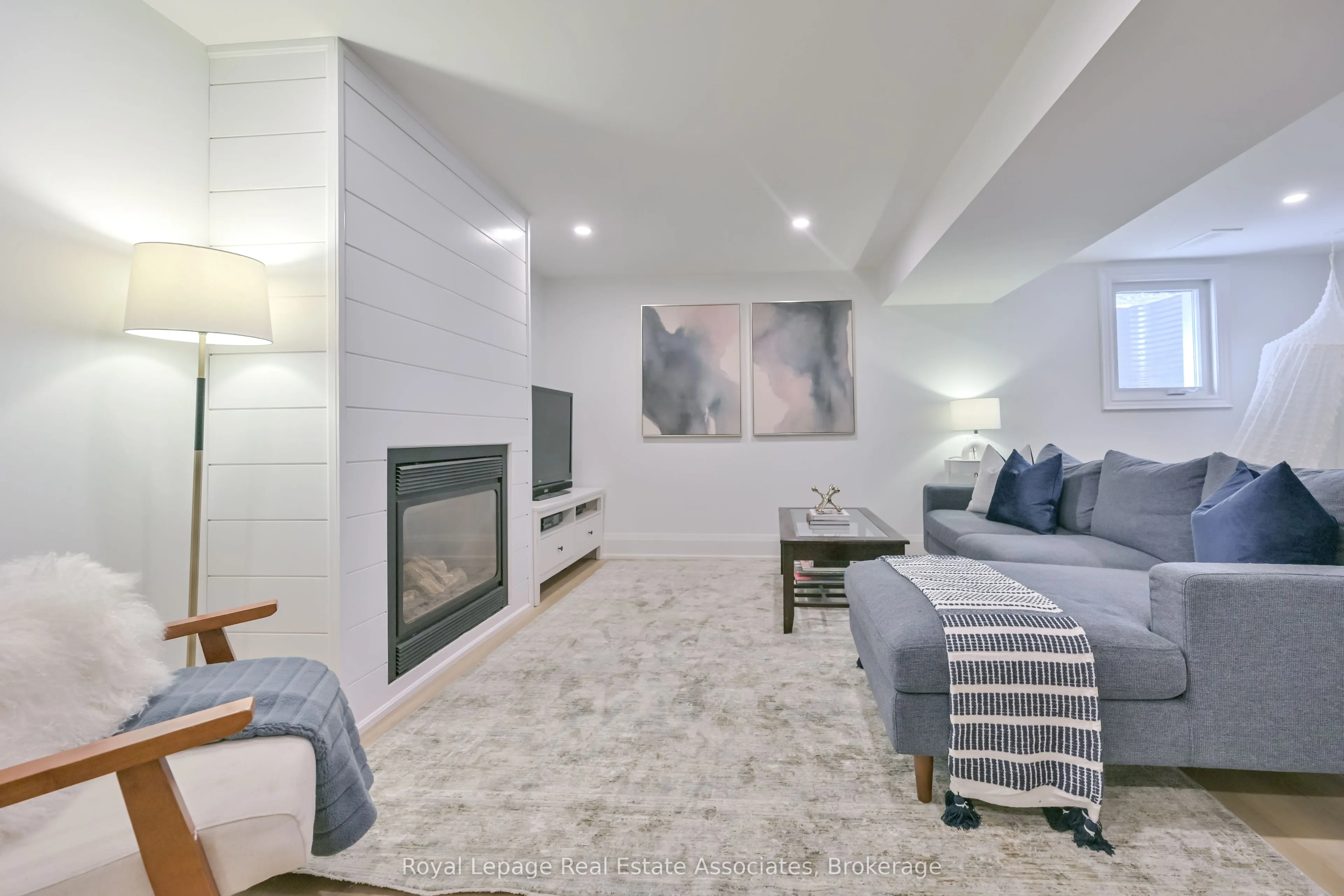 3116 Harris Crescent