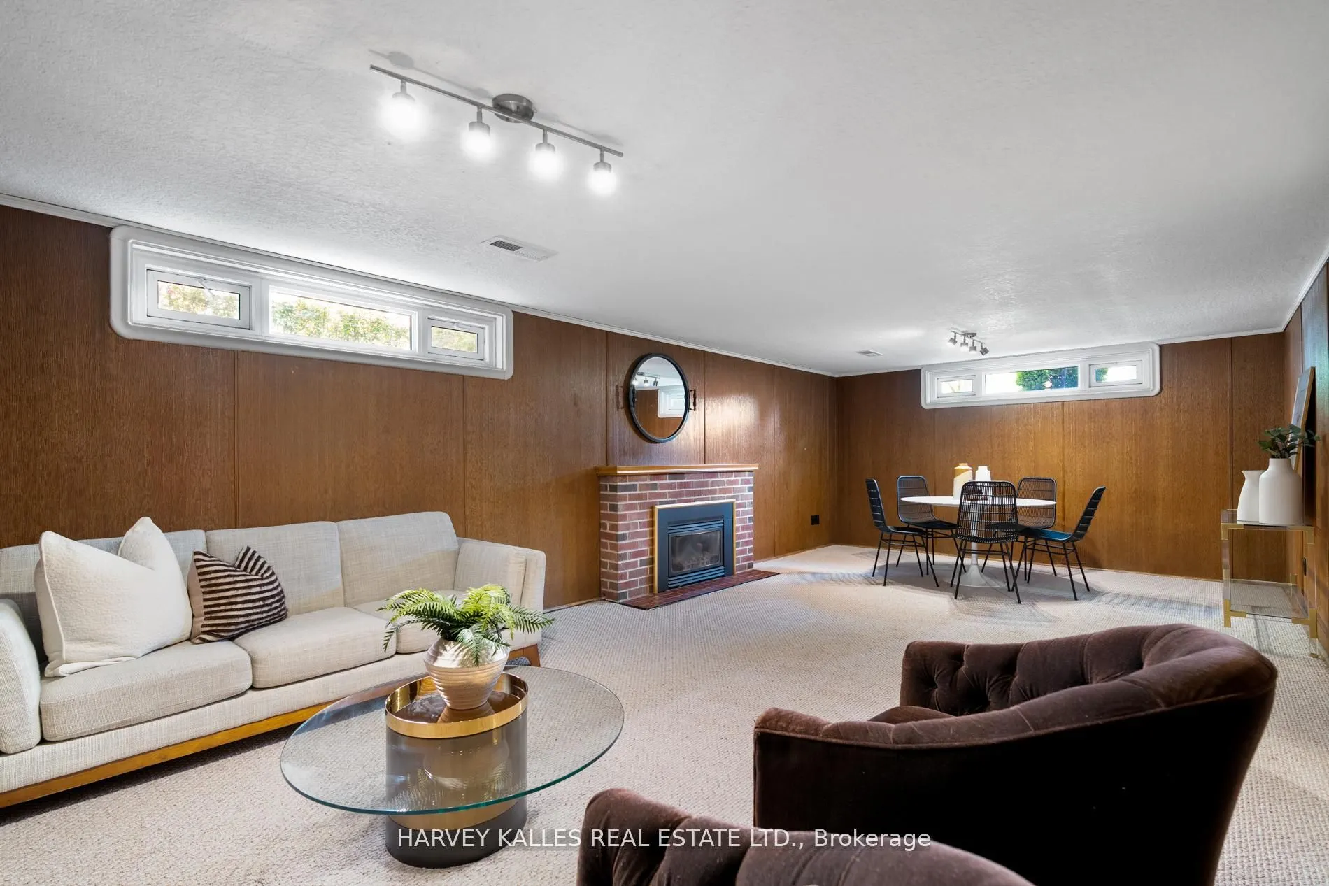 10 Northolt Court