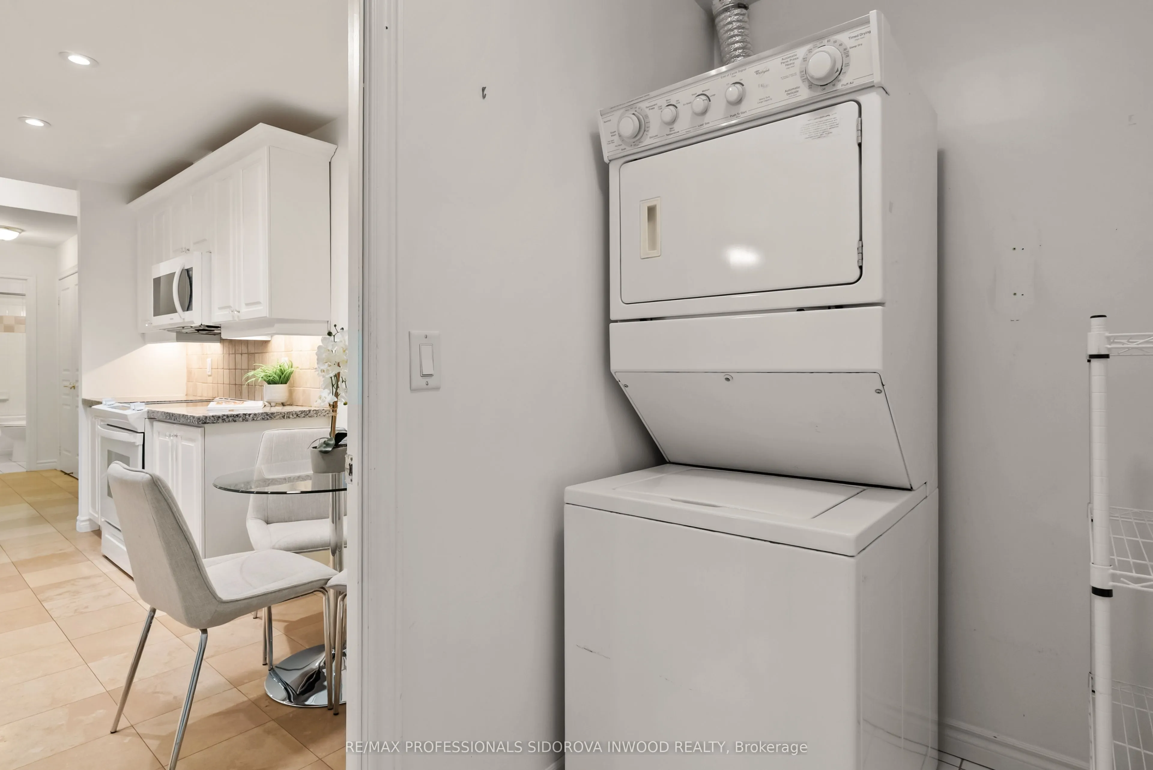 2662 Bloor Street W, #507