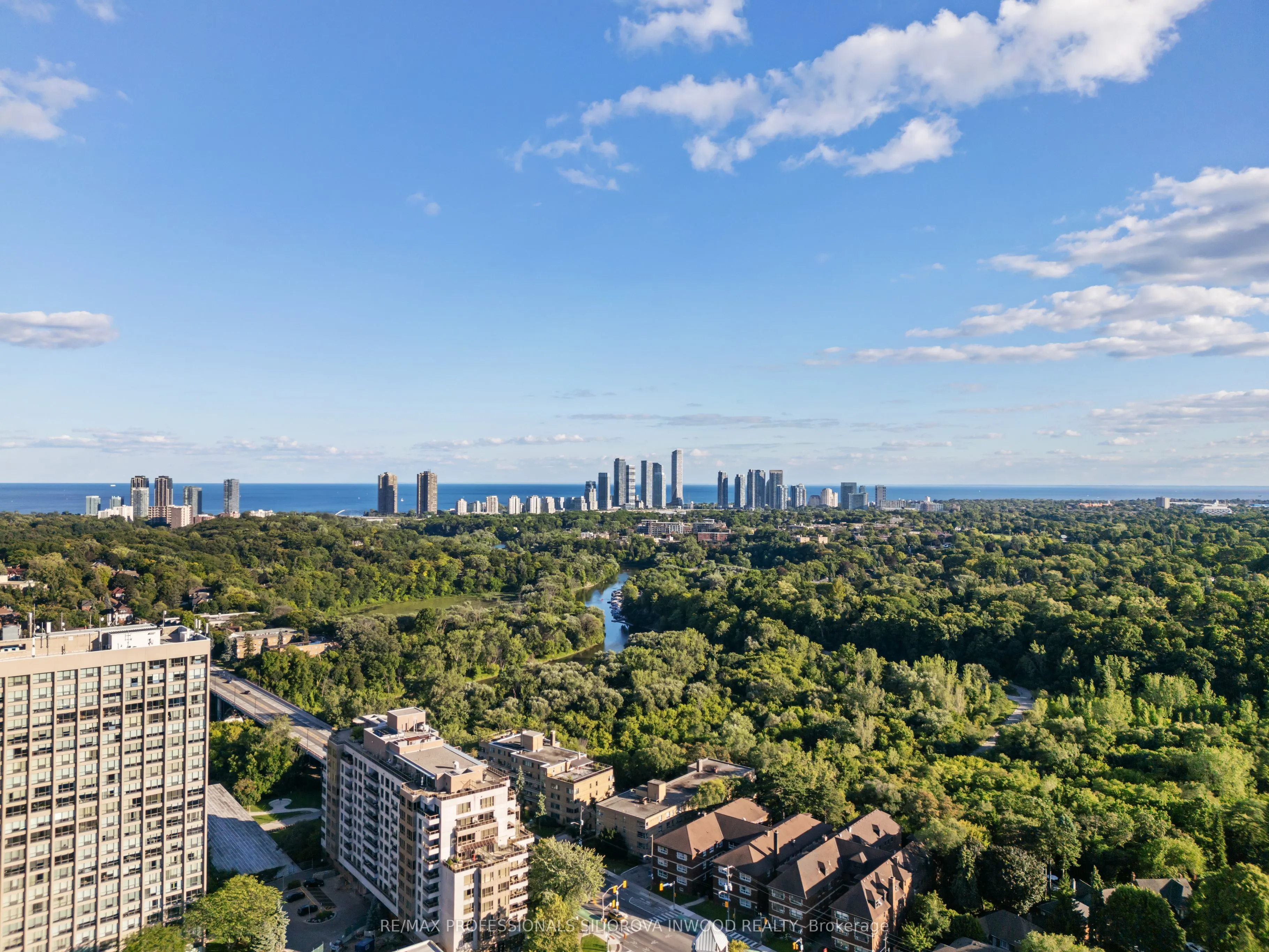 2662 Bloor Street W, #507