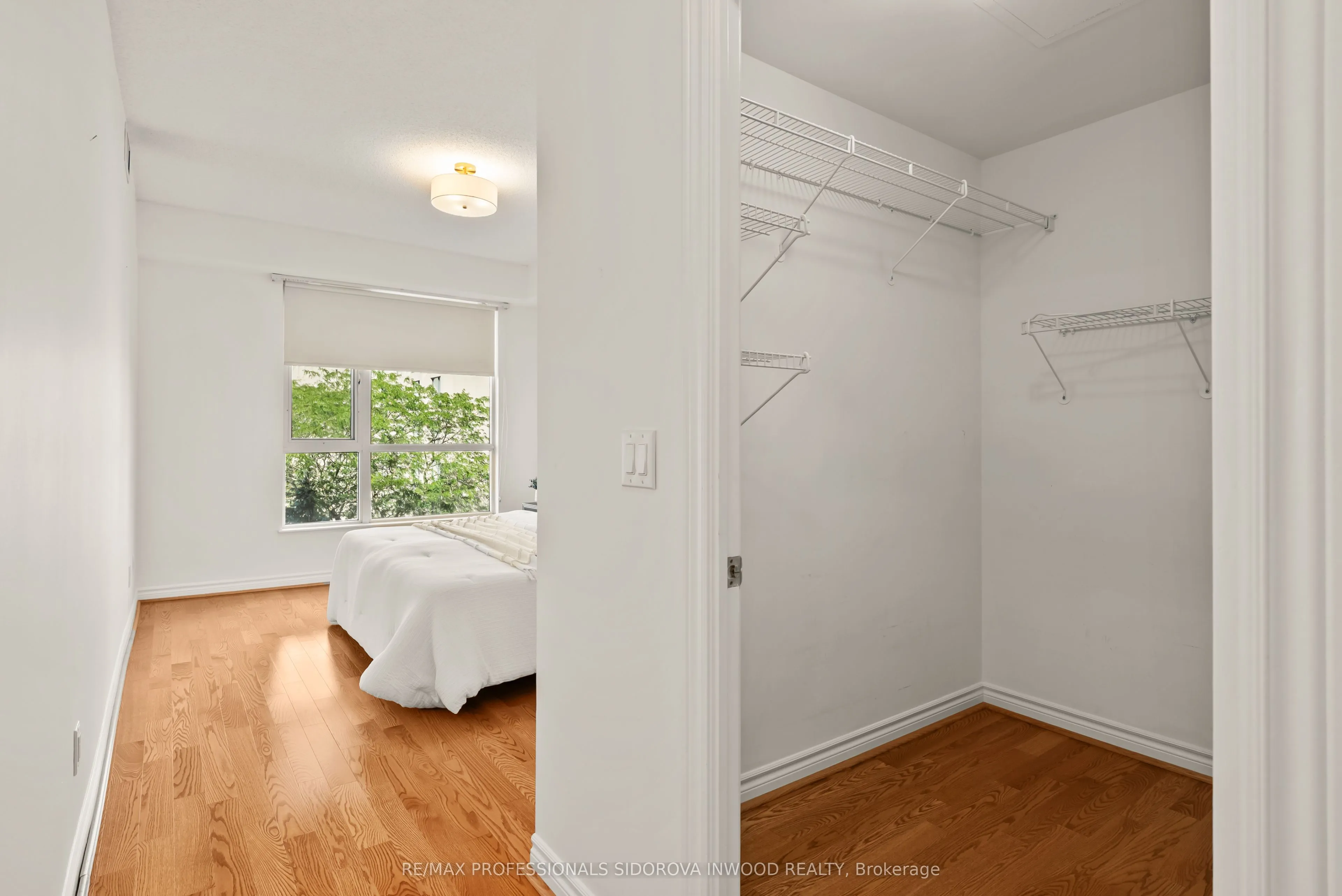 2662 Bloor Street W, #507