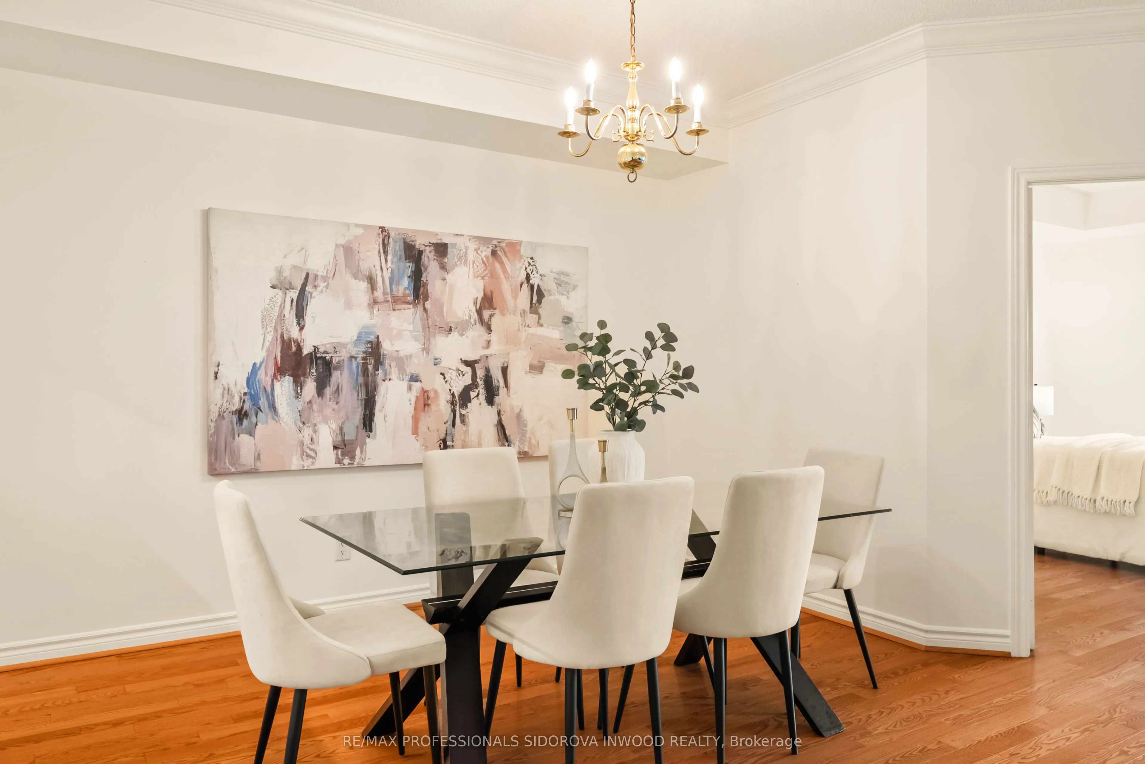 2662 Bloor Street W, #507