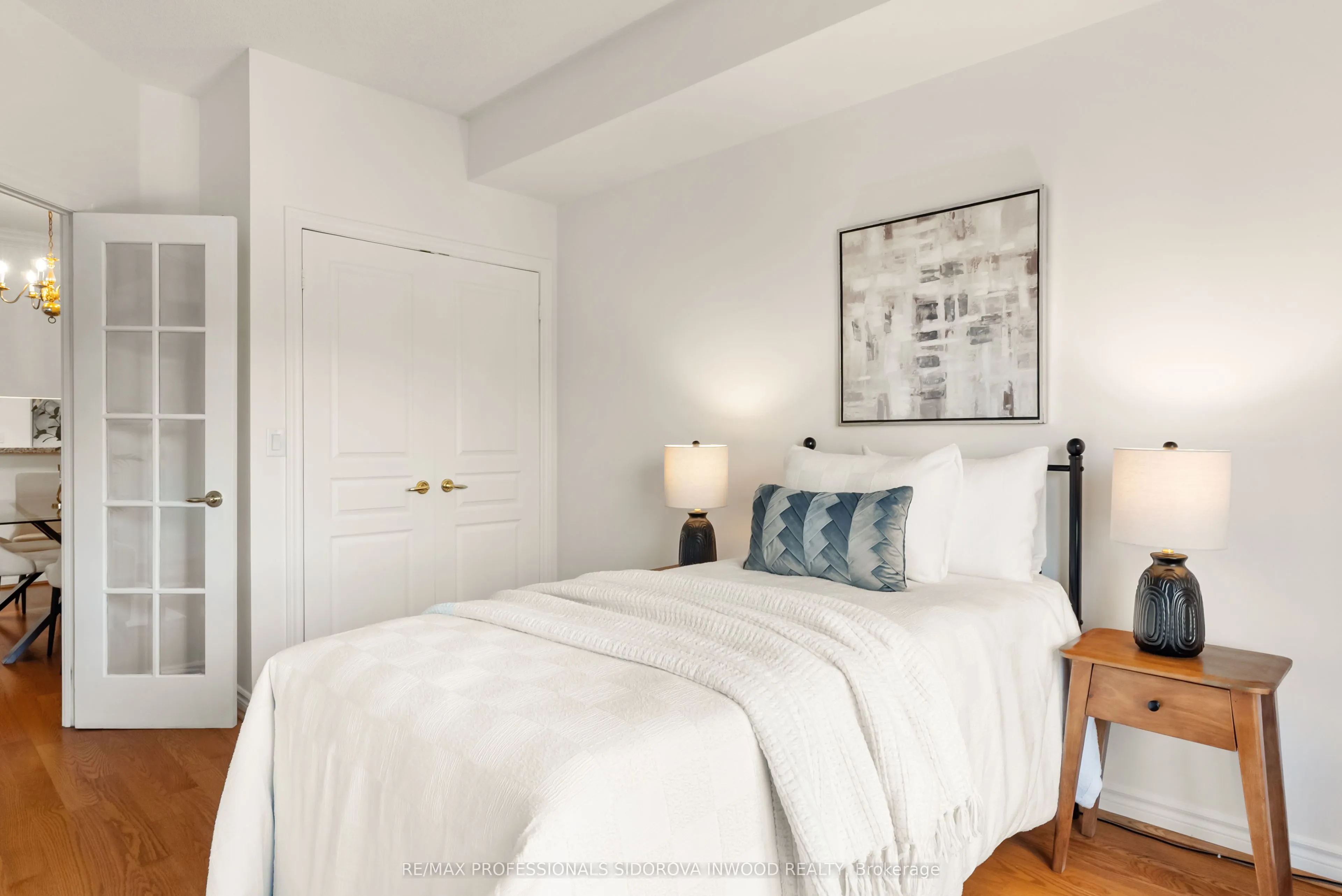 2662 Bloor Street W, #507