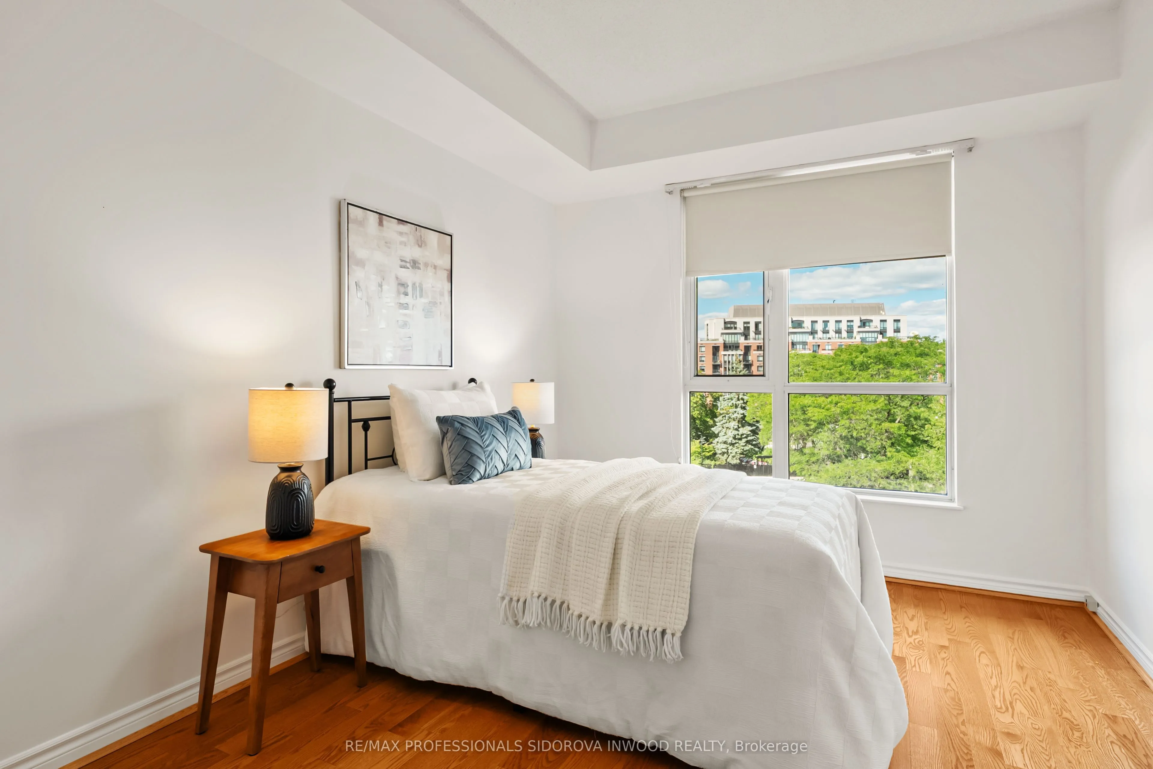 2662 Bloor Street W, #507