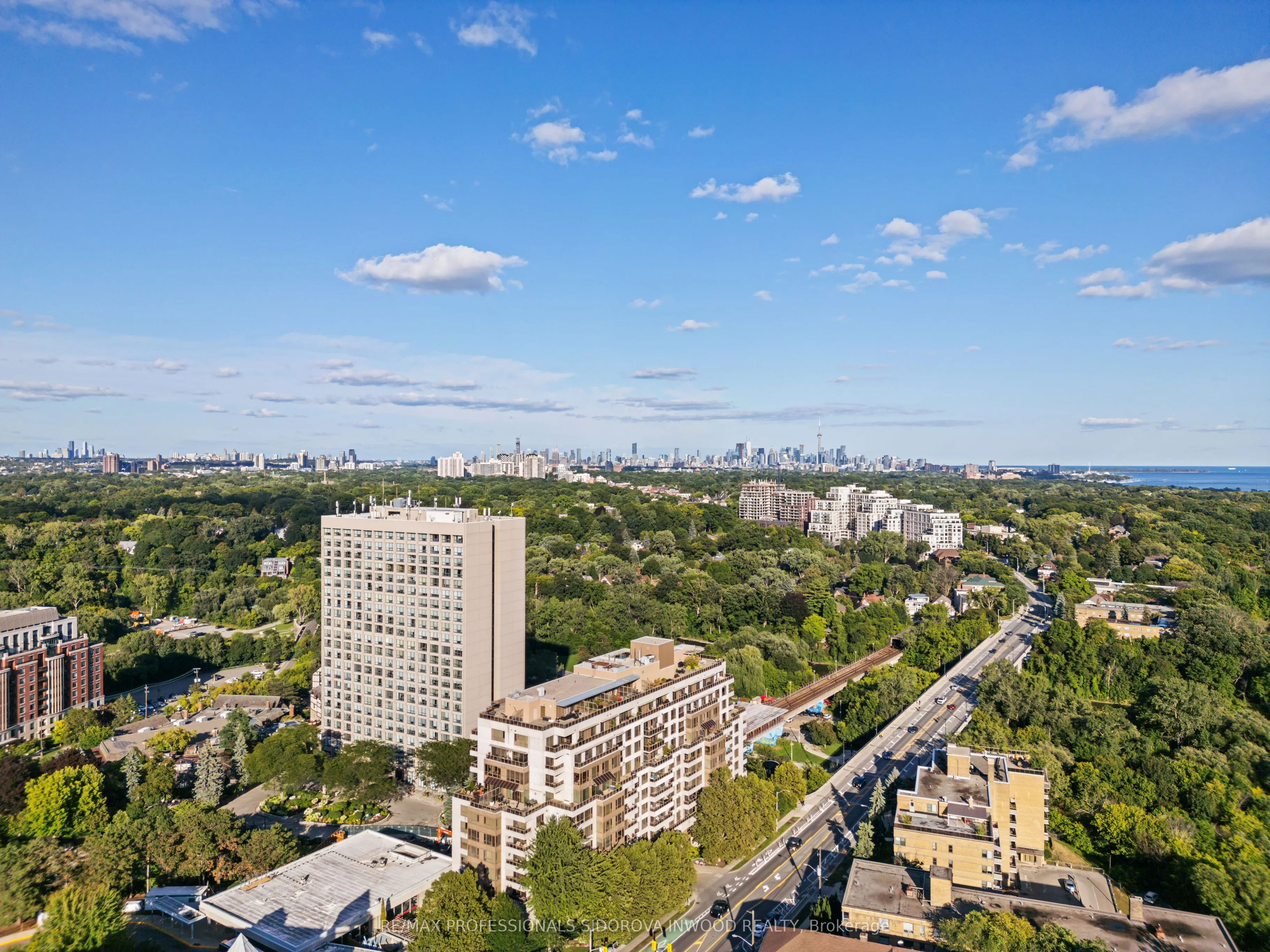 2662 Bloor Street W, #507