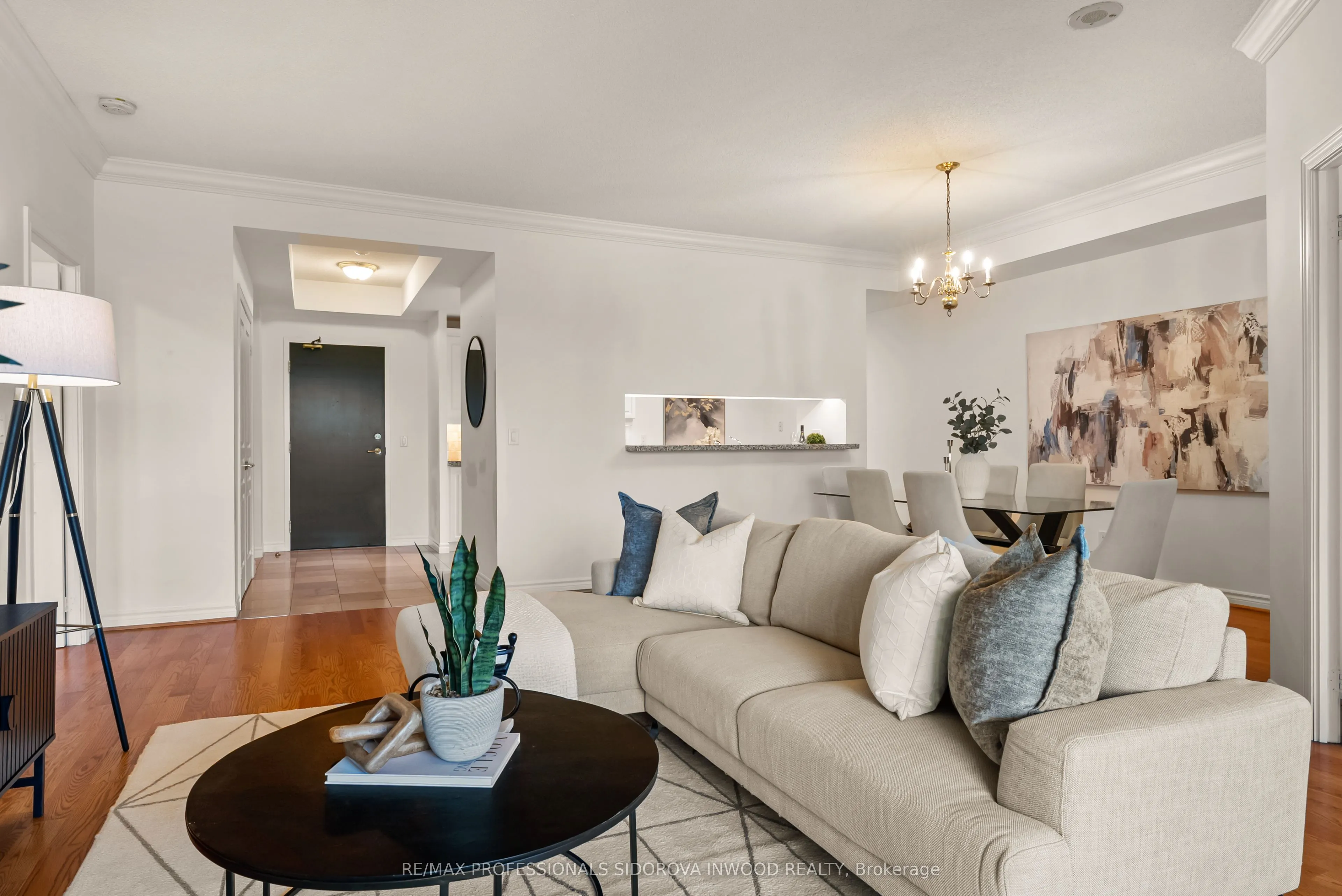 2662 Bloor Street W, #507