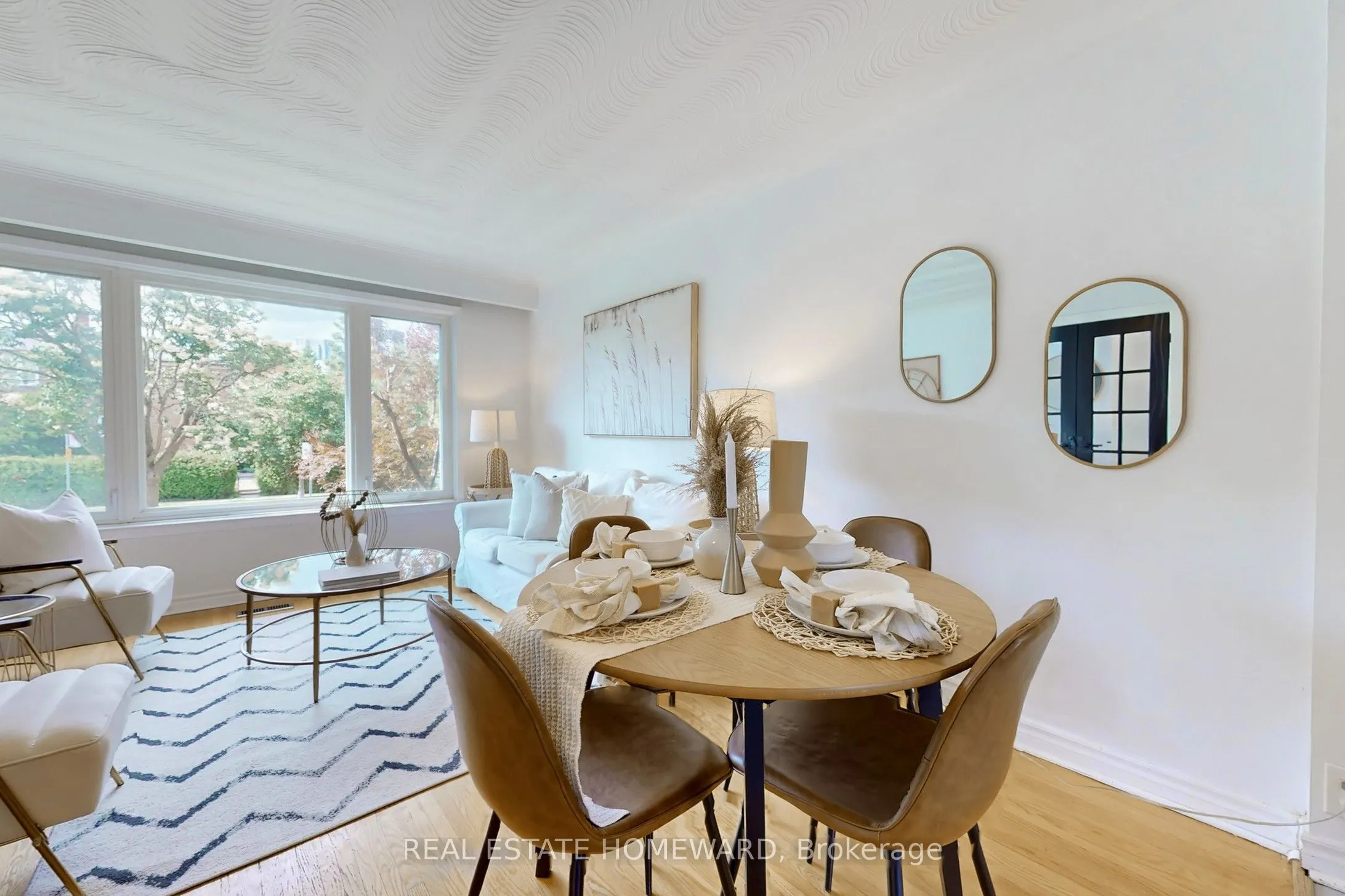 33 Graystone Gardens
