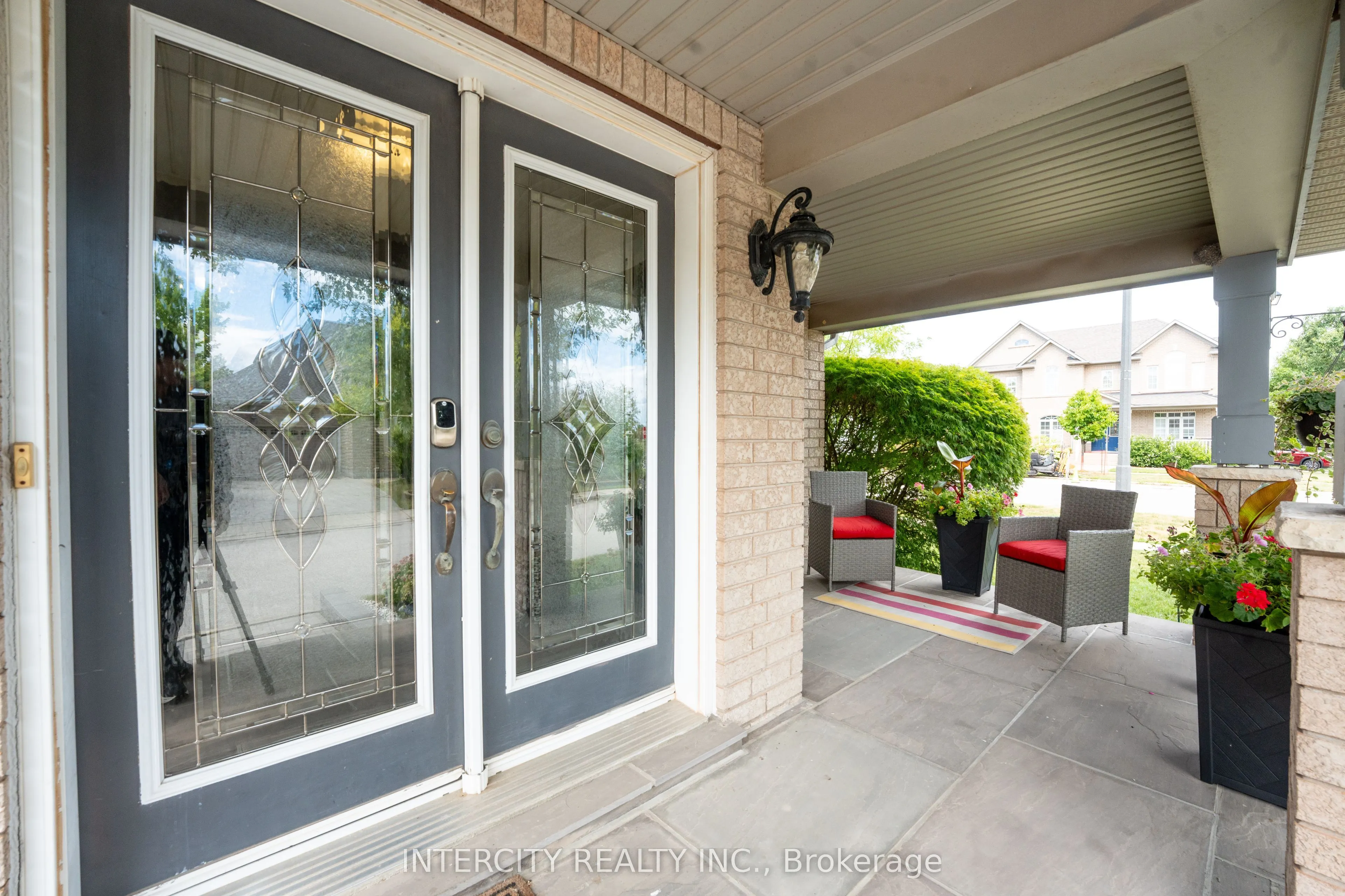 5409 Duchess Court