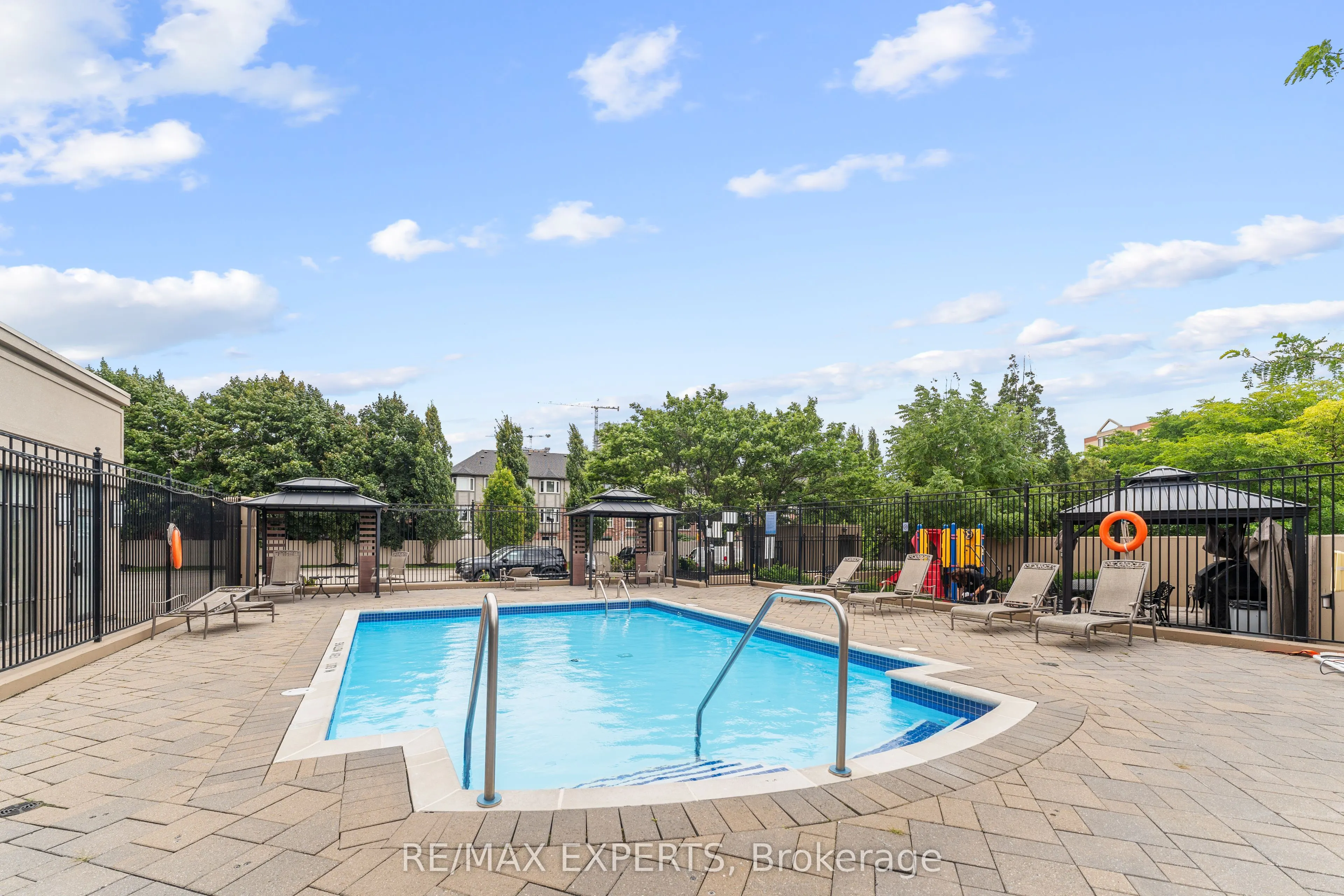 220 Forum Drive, #1101