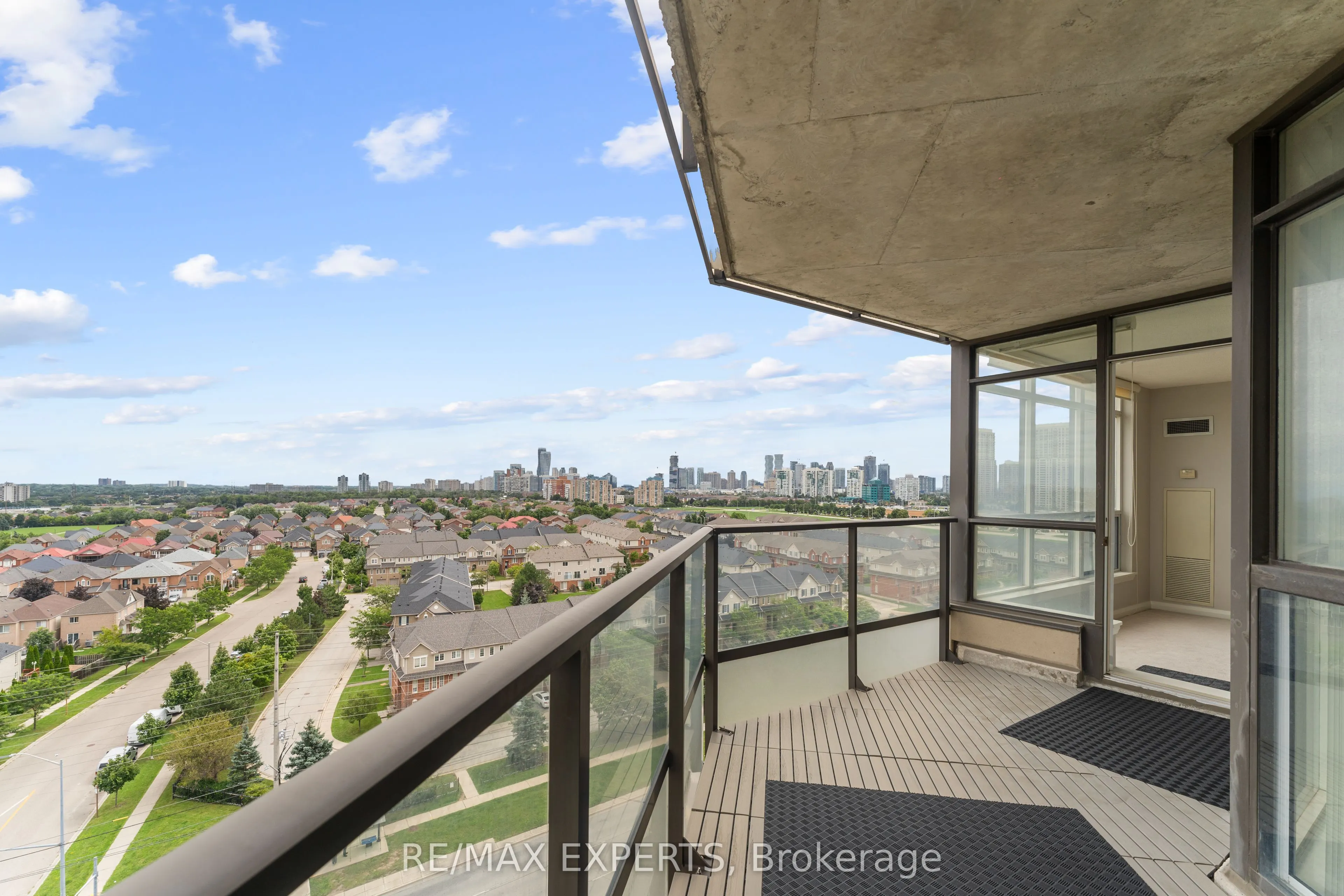 220 Forum Drive, #1101