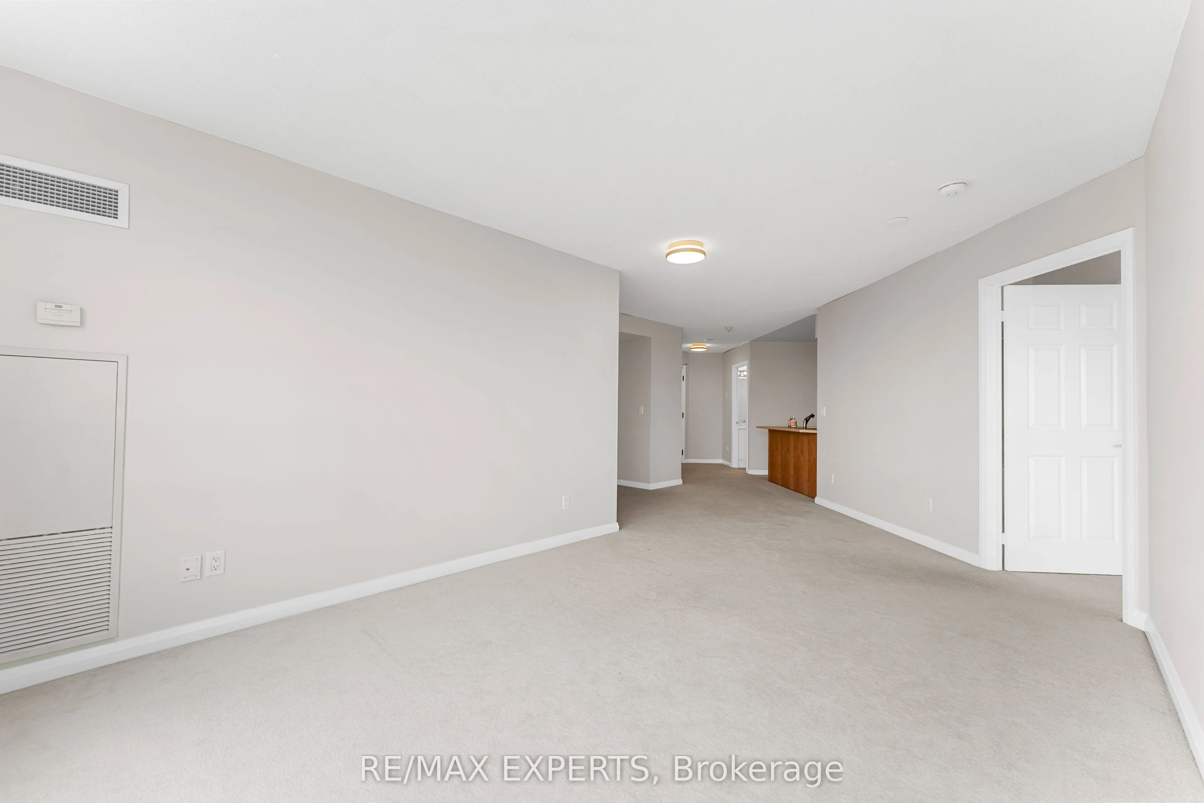 220 Forum Drive, #1101