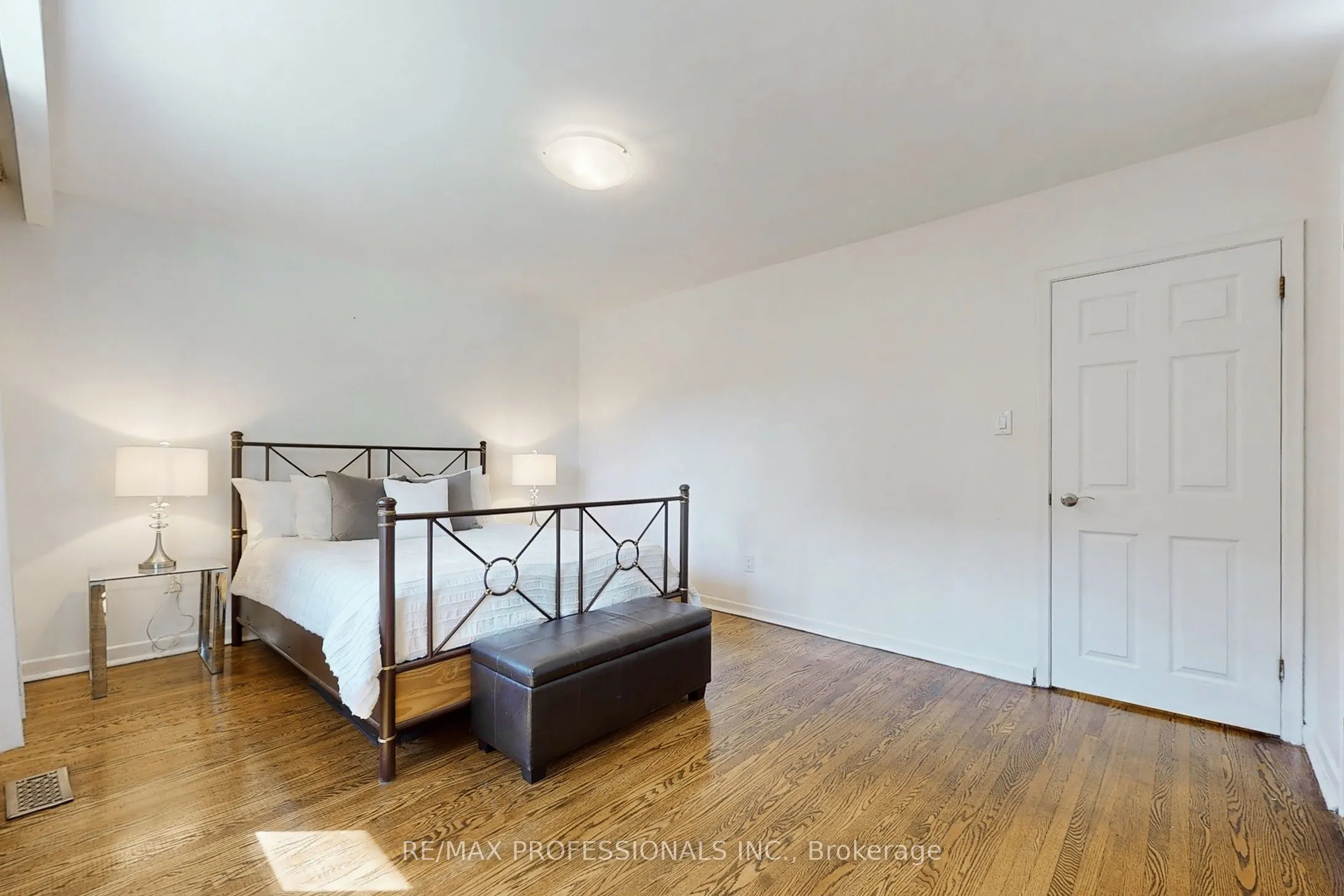 3 Hartsdale Drive