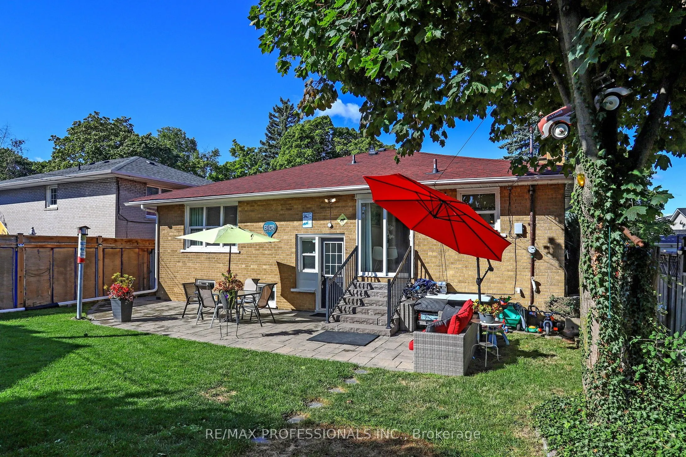 3 Hartsdale Drive