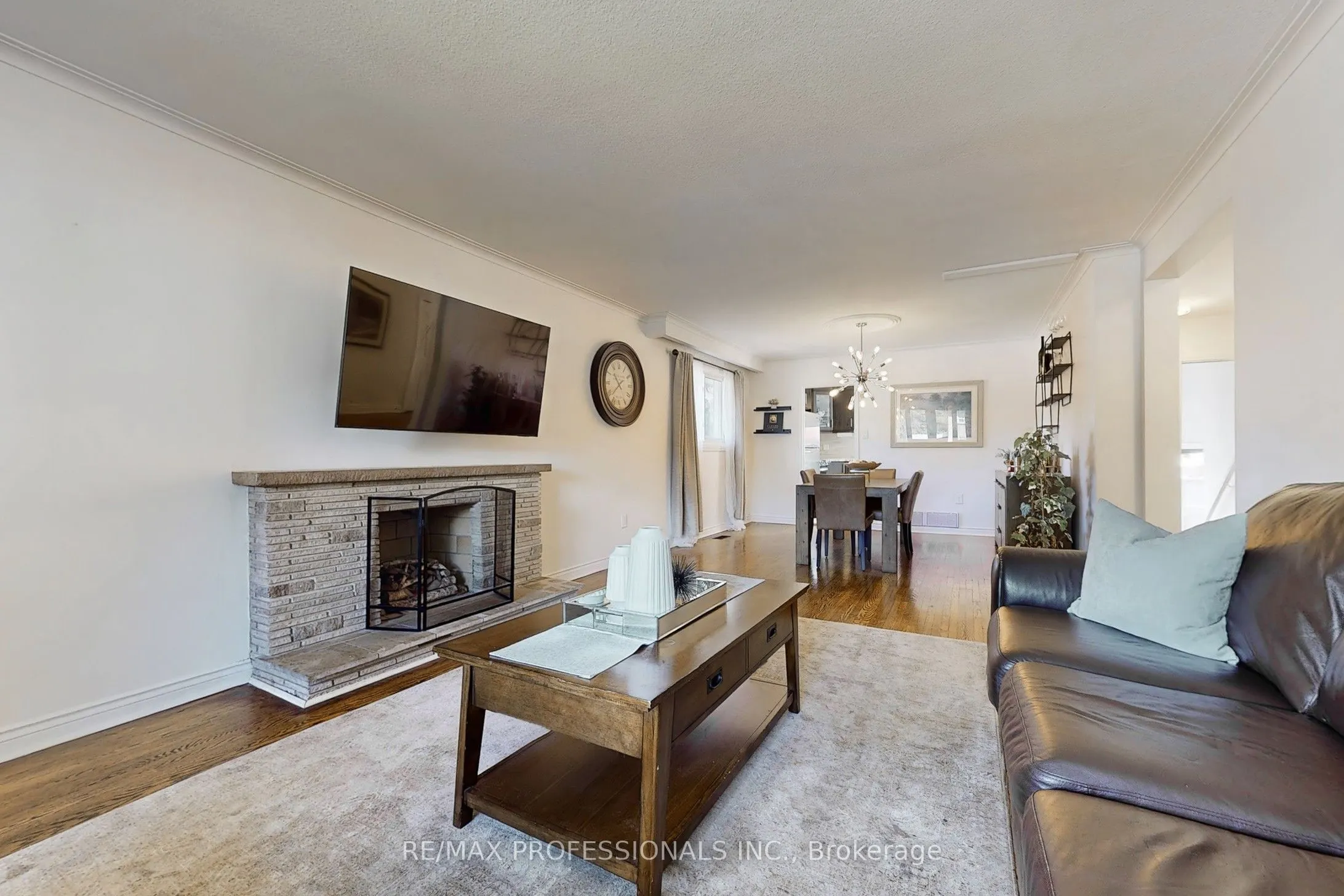 3 Hartsdale Drive