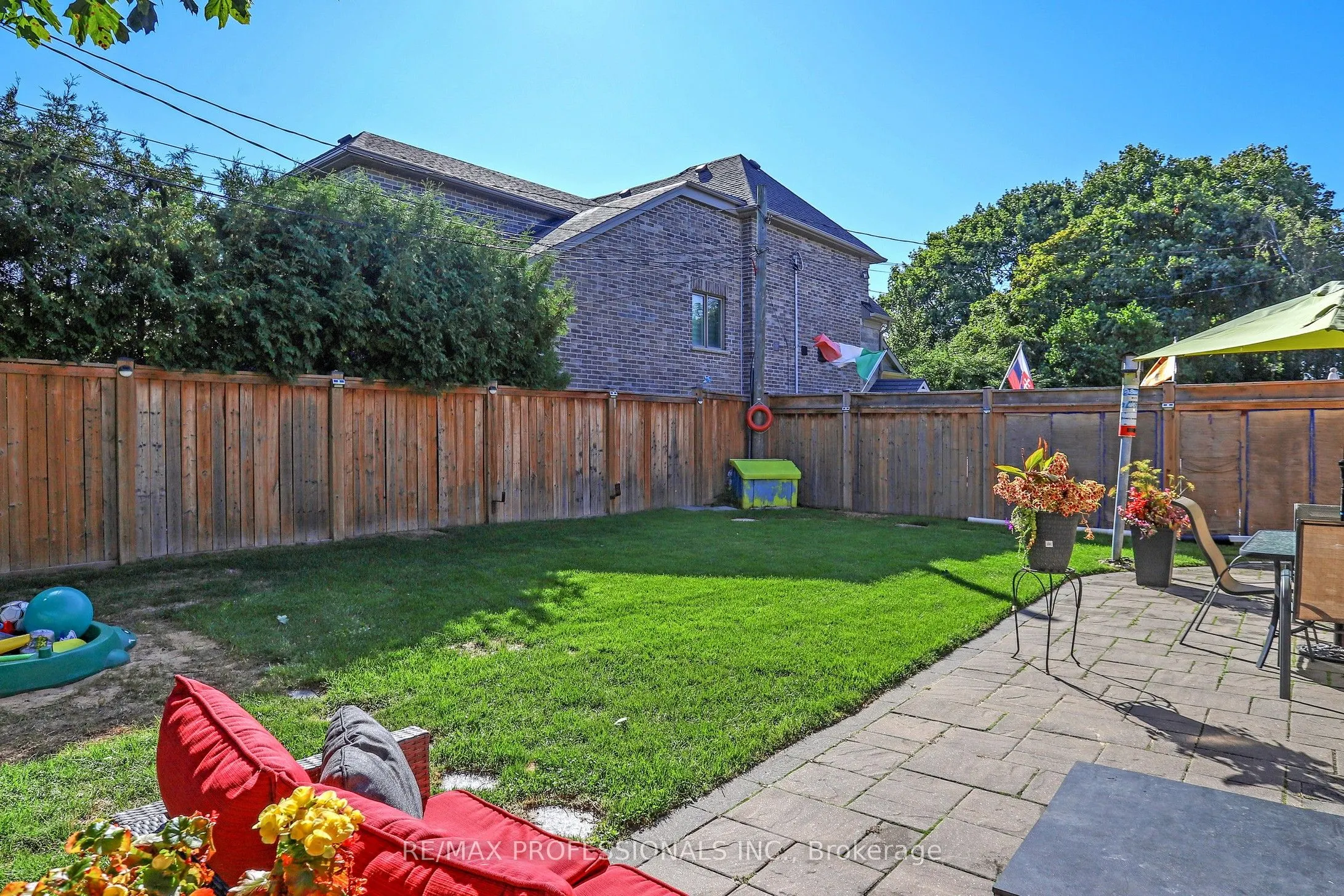 3 Hartsdale Drive