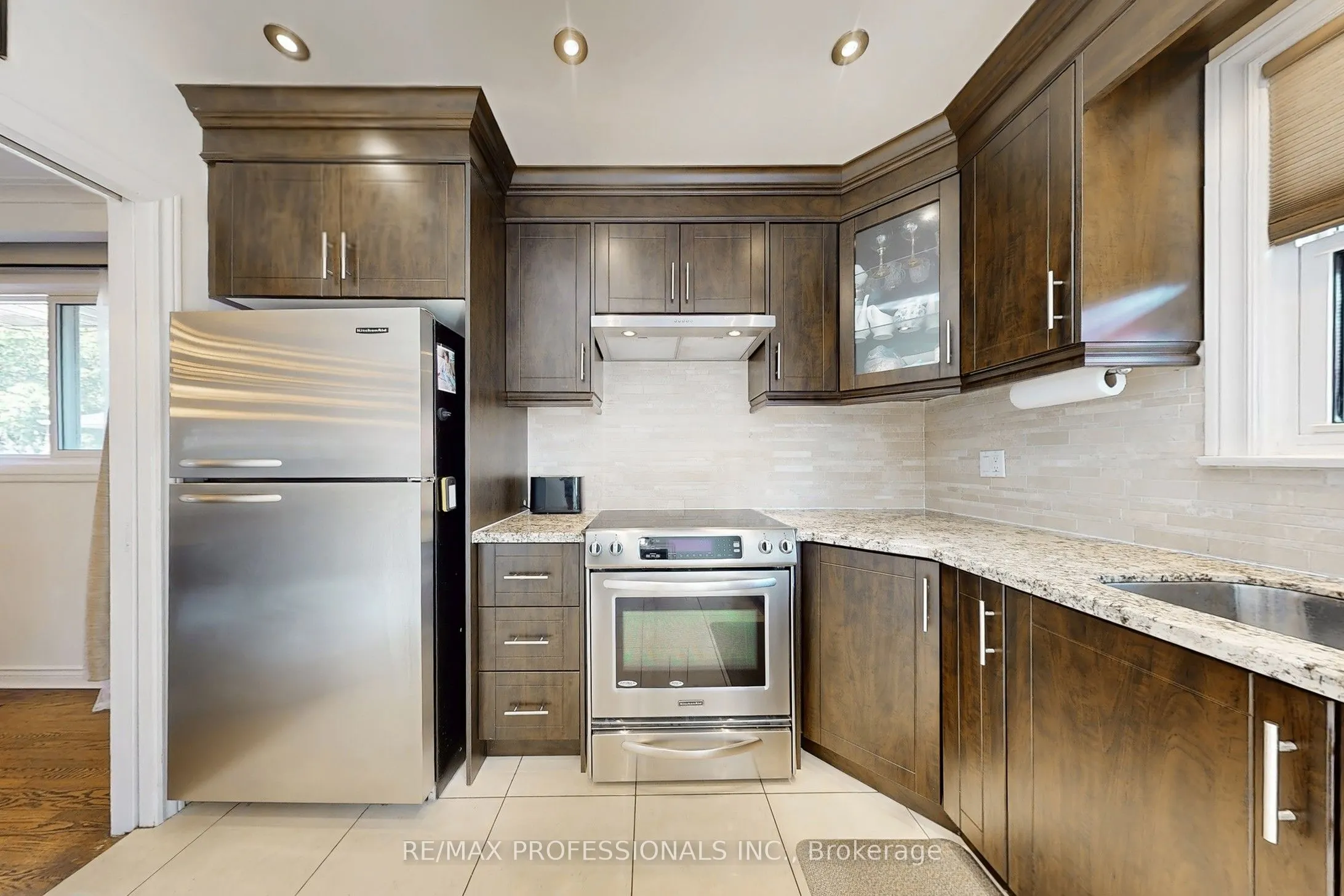 3 Hartsdale Drive