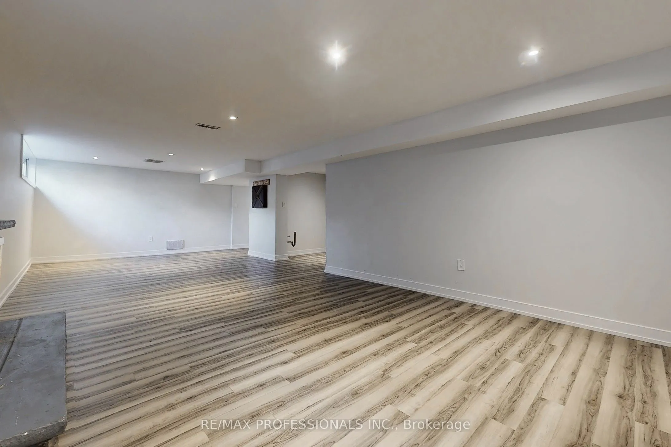 3 Hartsdale Drive