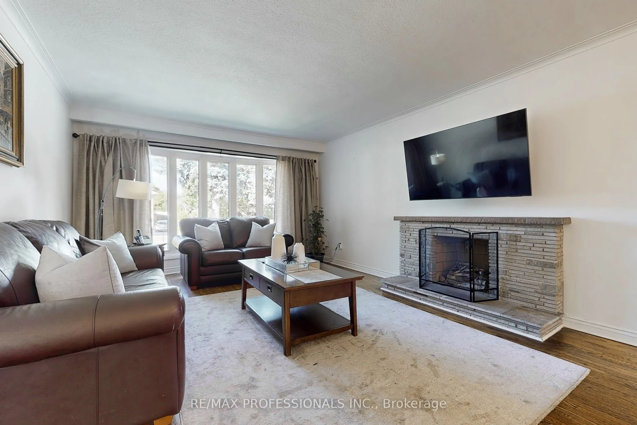 3 Hartsdale Drive