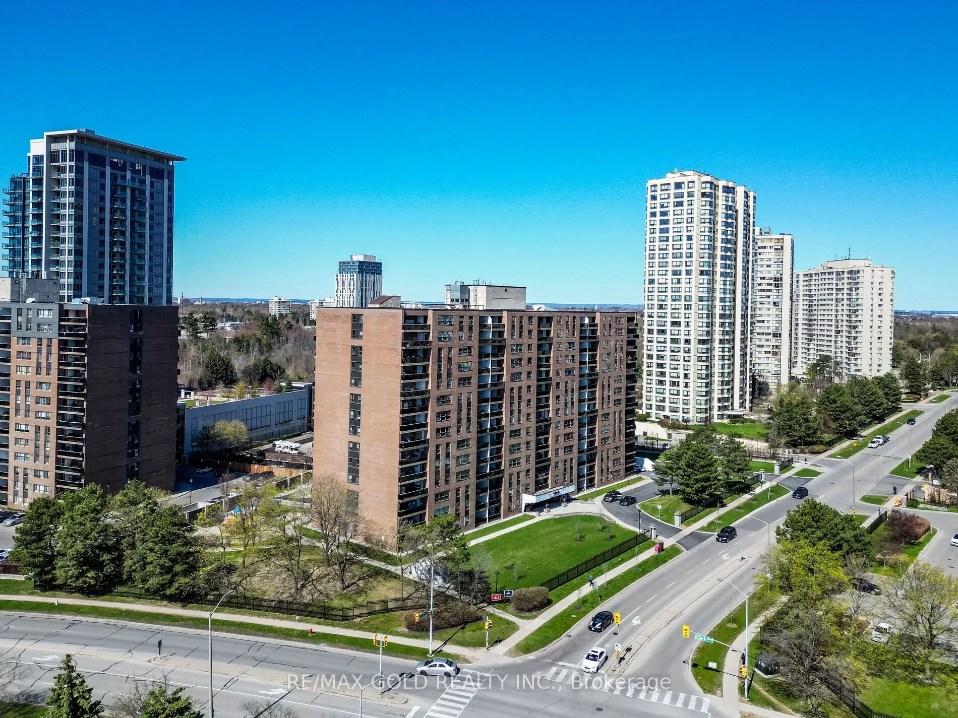 4 Lisa Street, #610