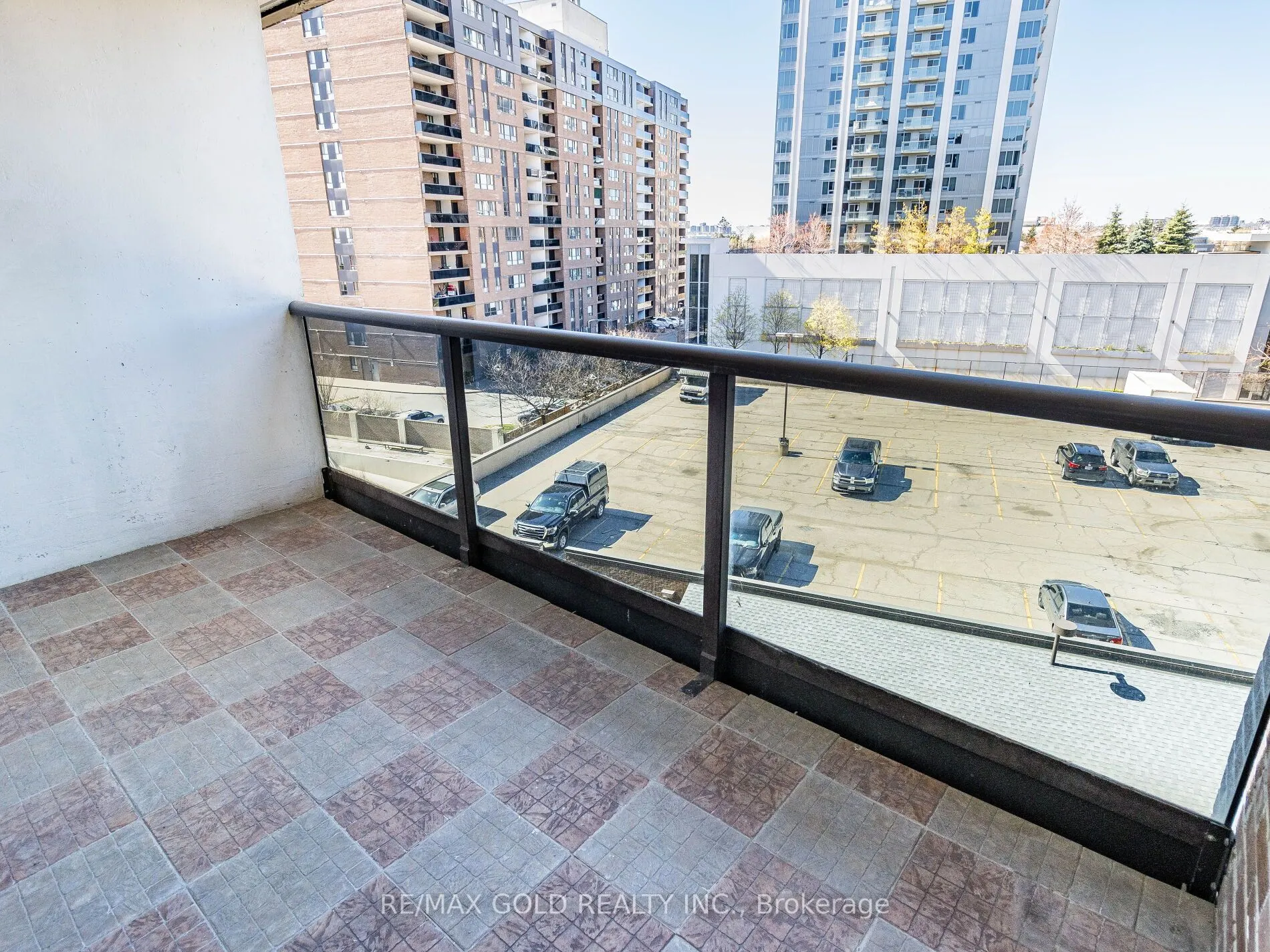 4 Lisa Street, #610