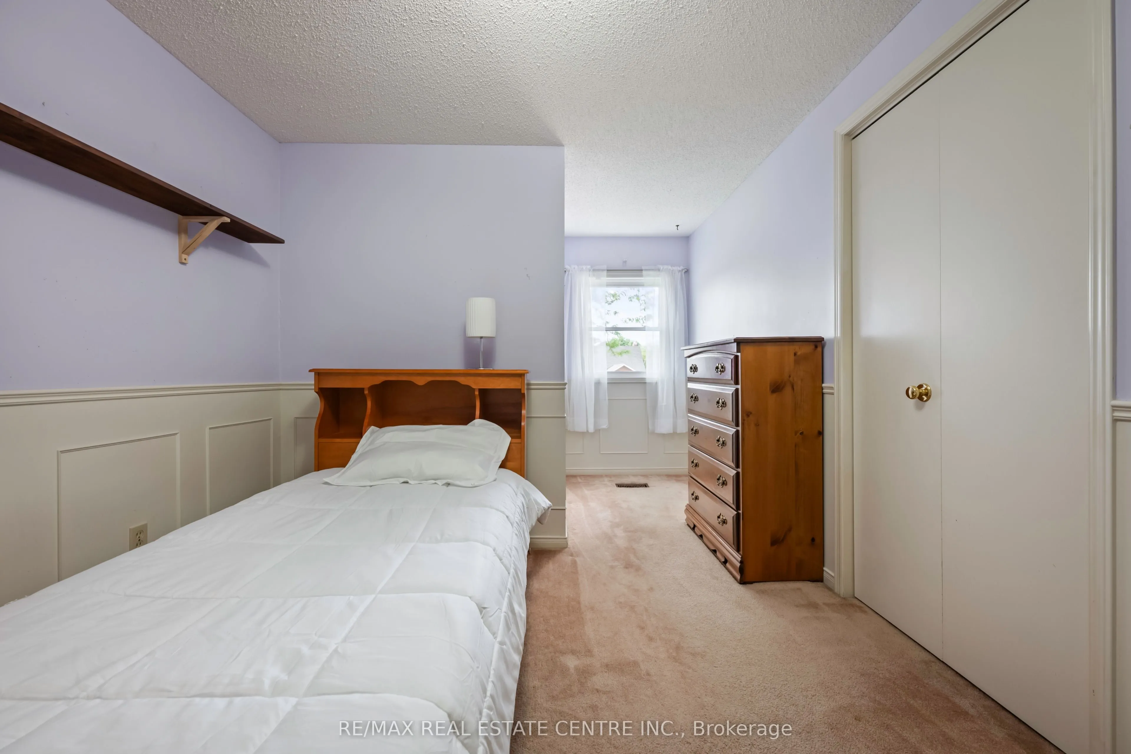 8 Passmore Avenue