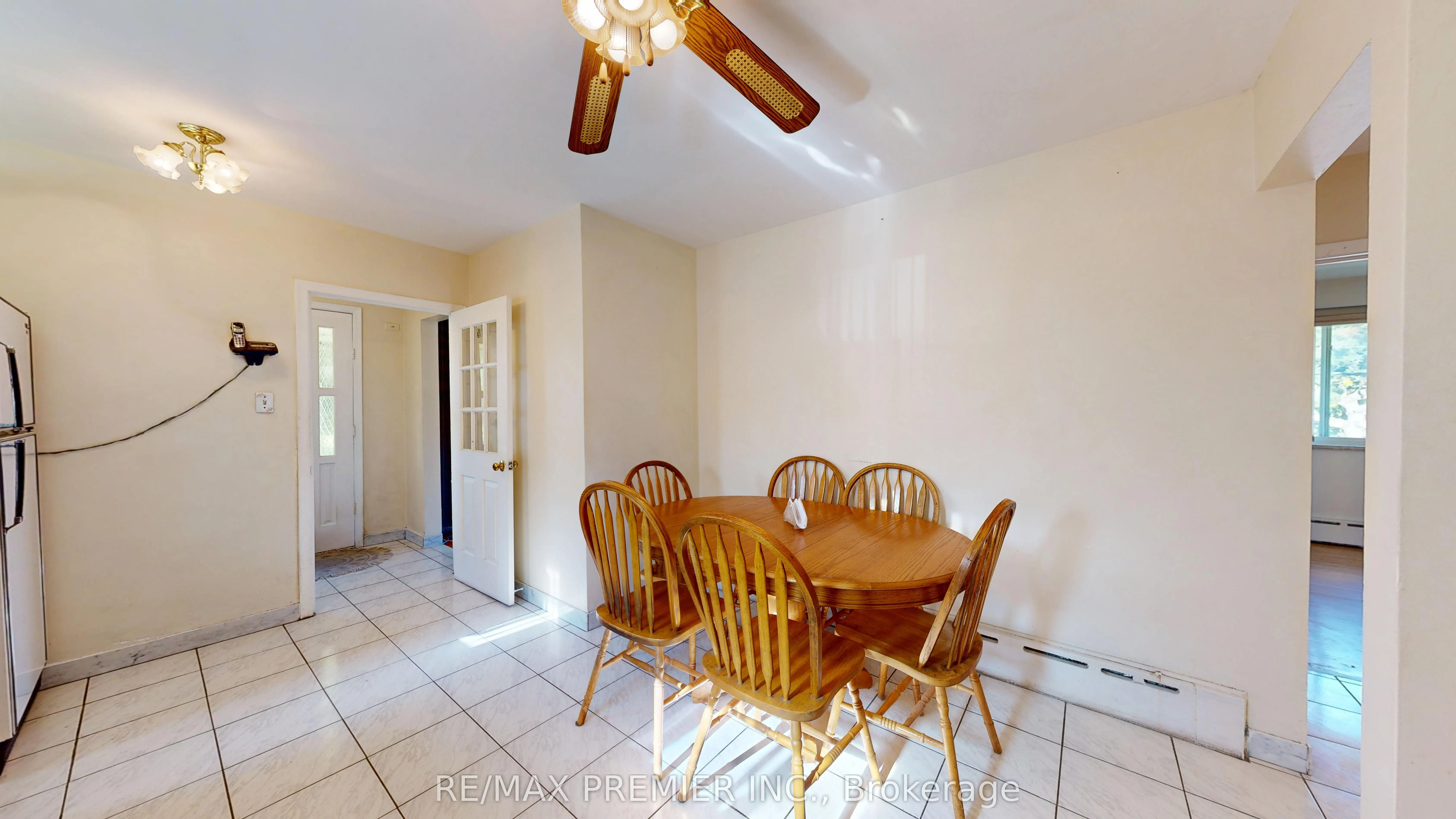 574 Queens Drive