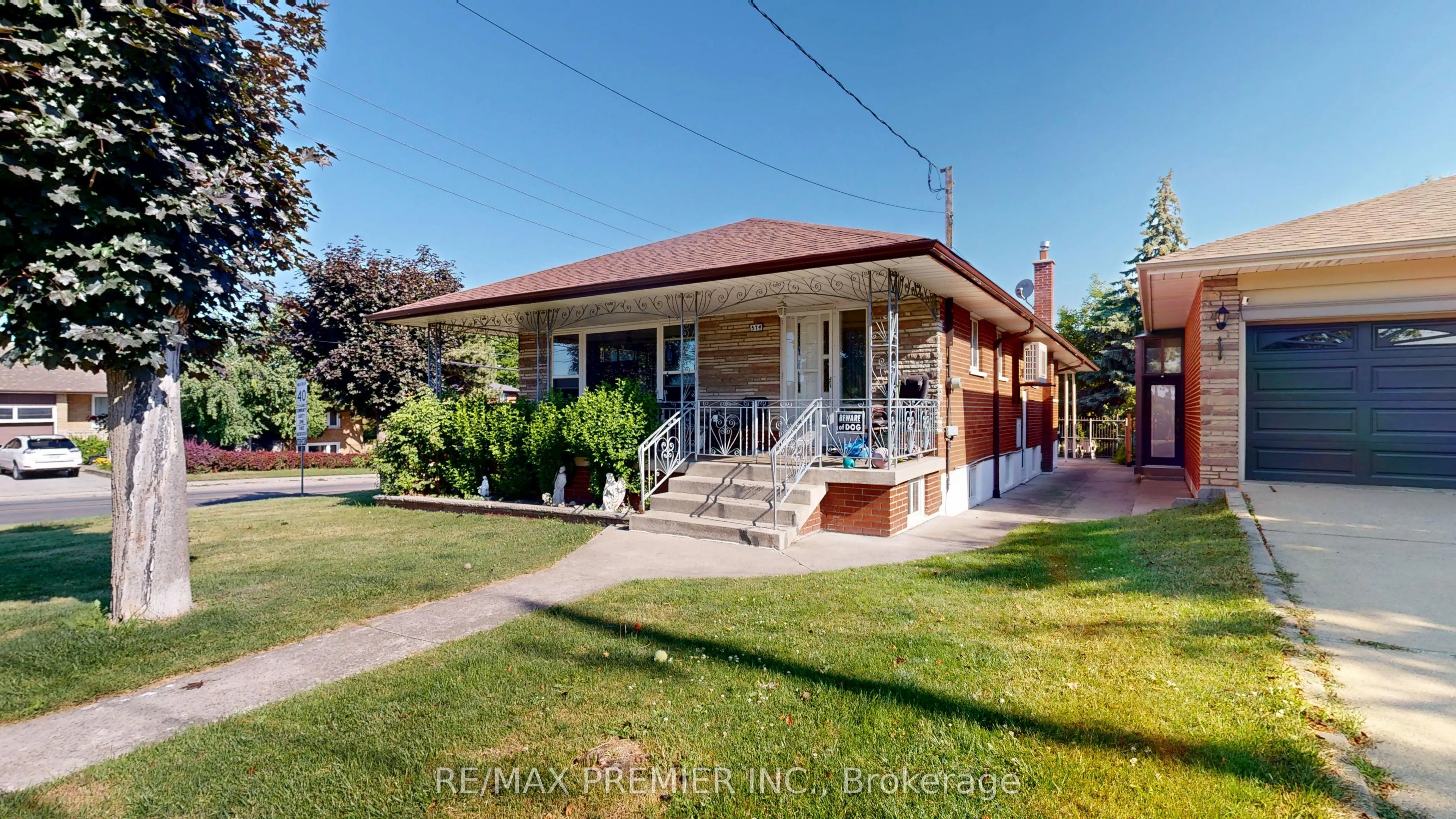 574 Queens Drive