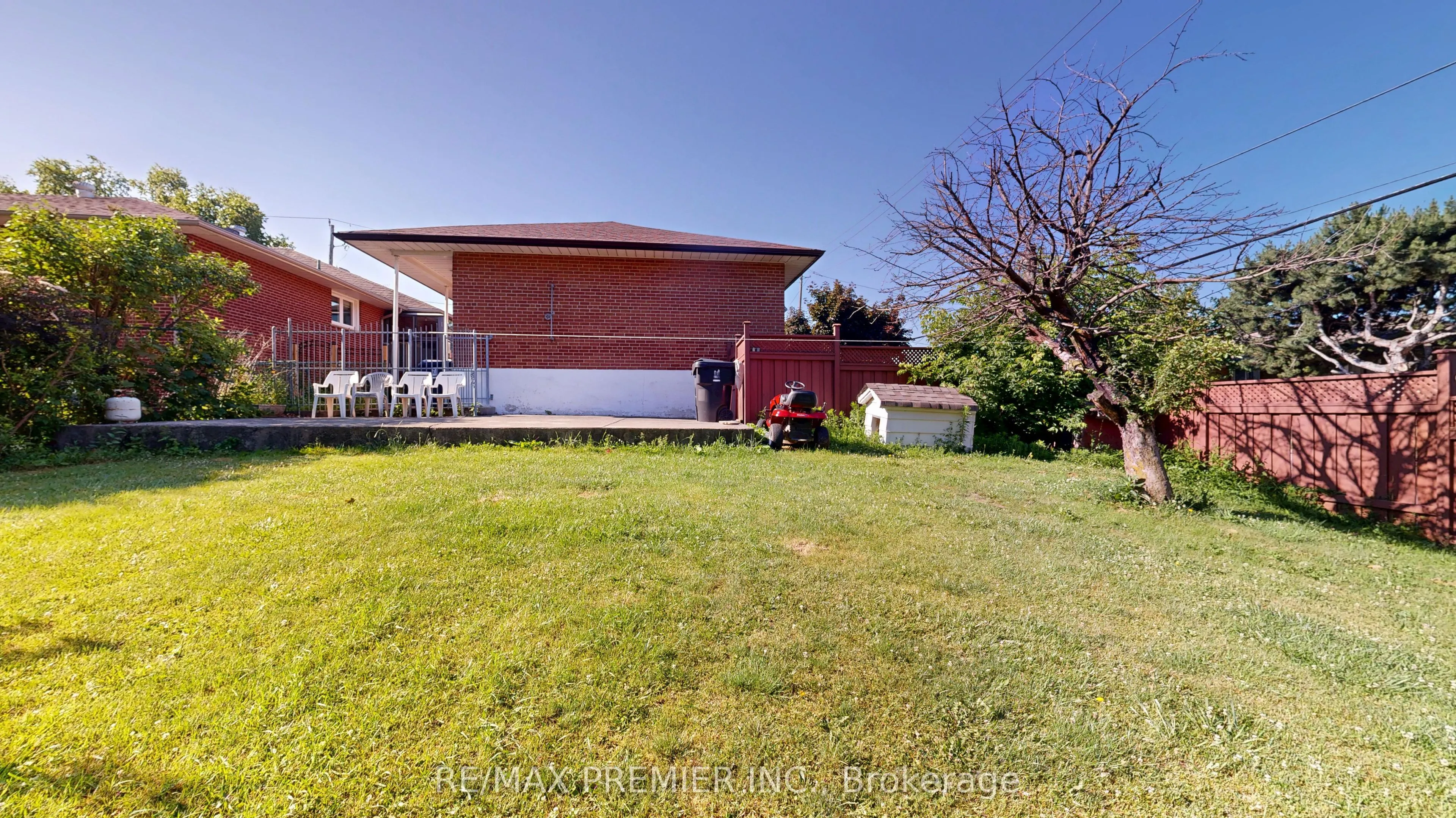 574 Queens Drive