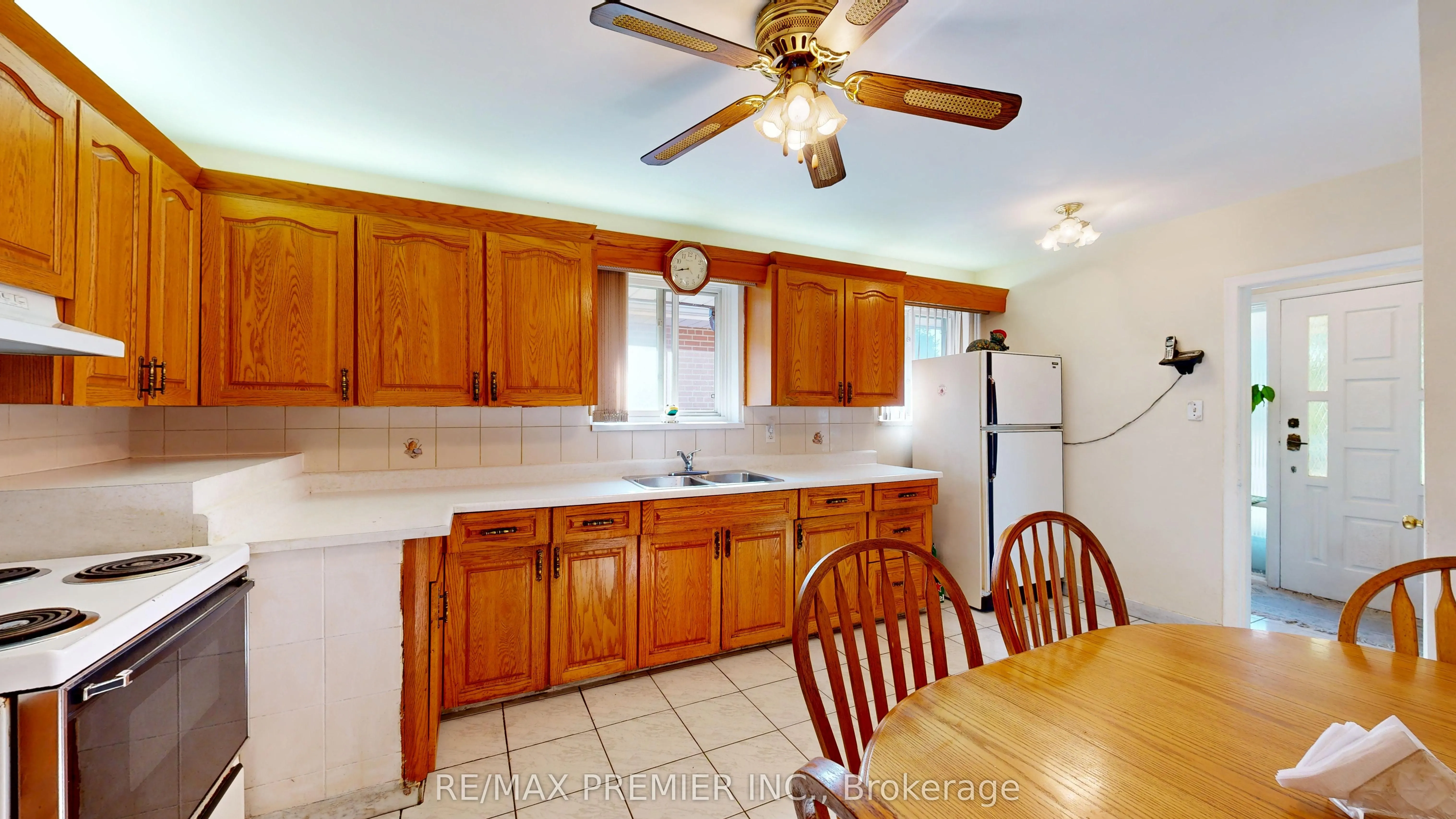 574 Queens Drive