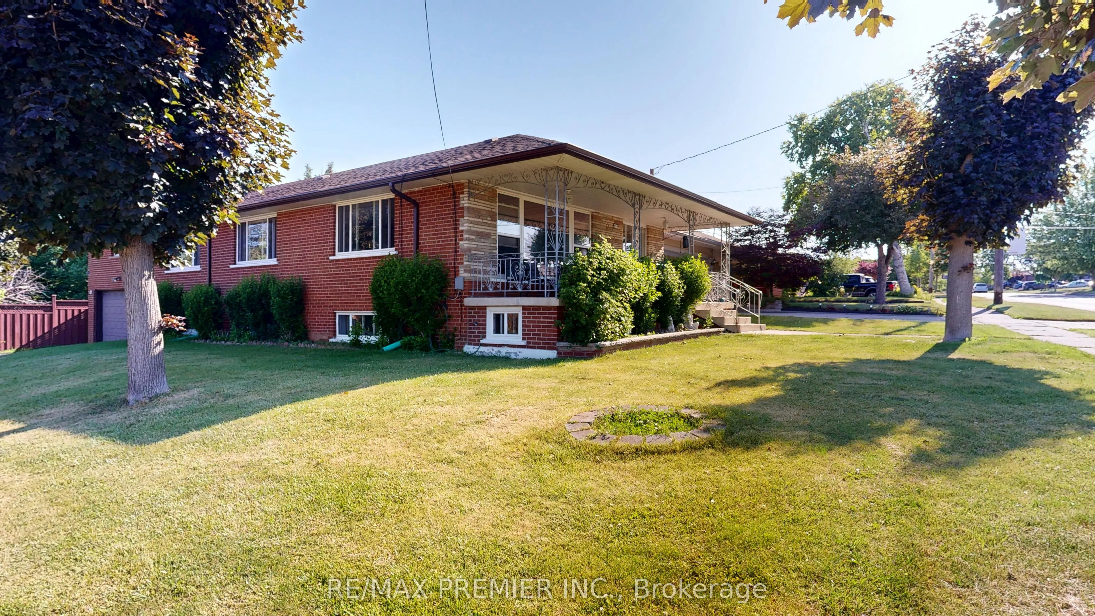 574 Queens Drive