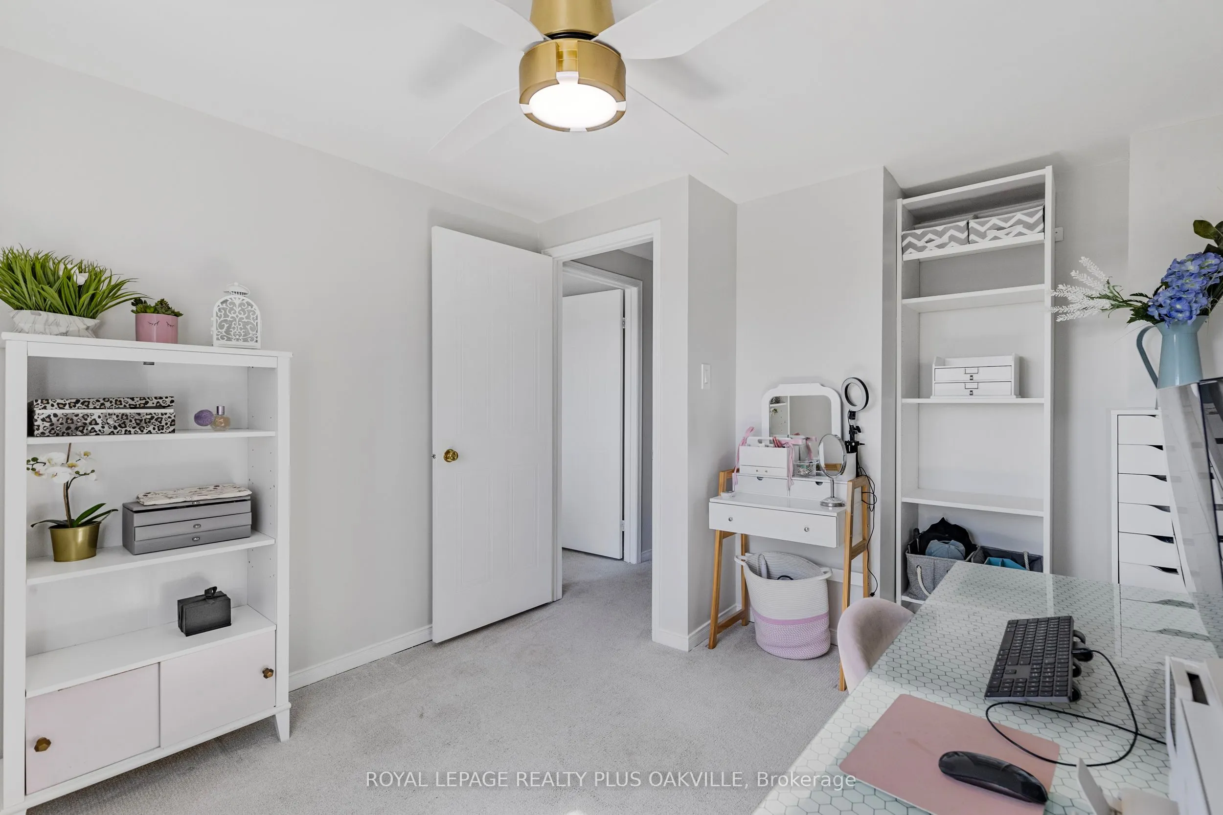 2272 Mowat Avenue, #34
