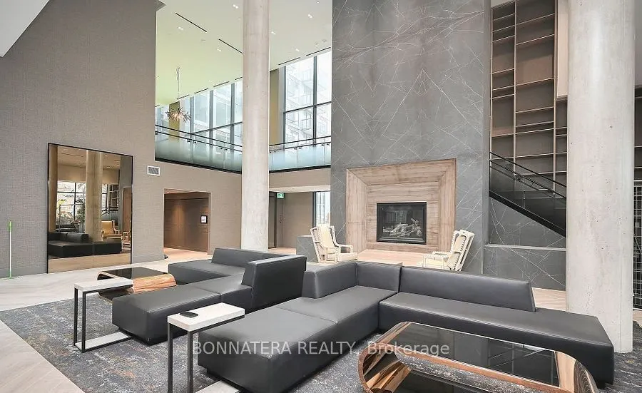 2450 Old Bronte Road, #634